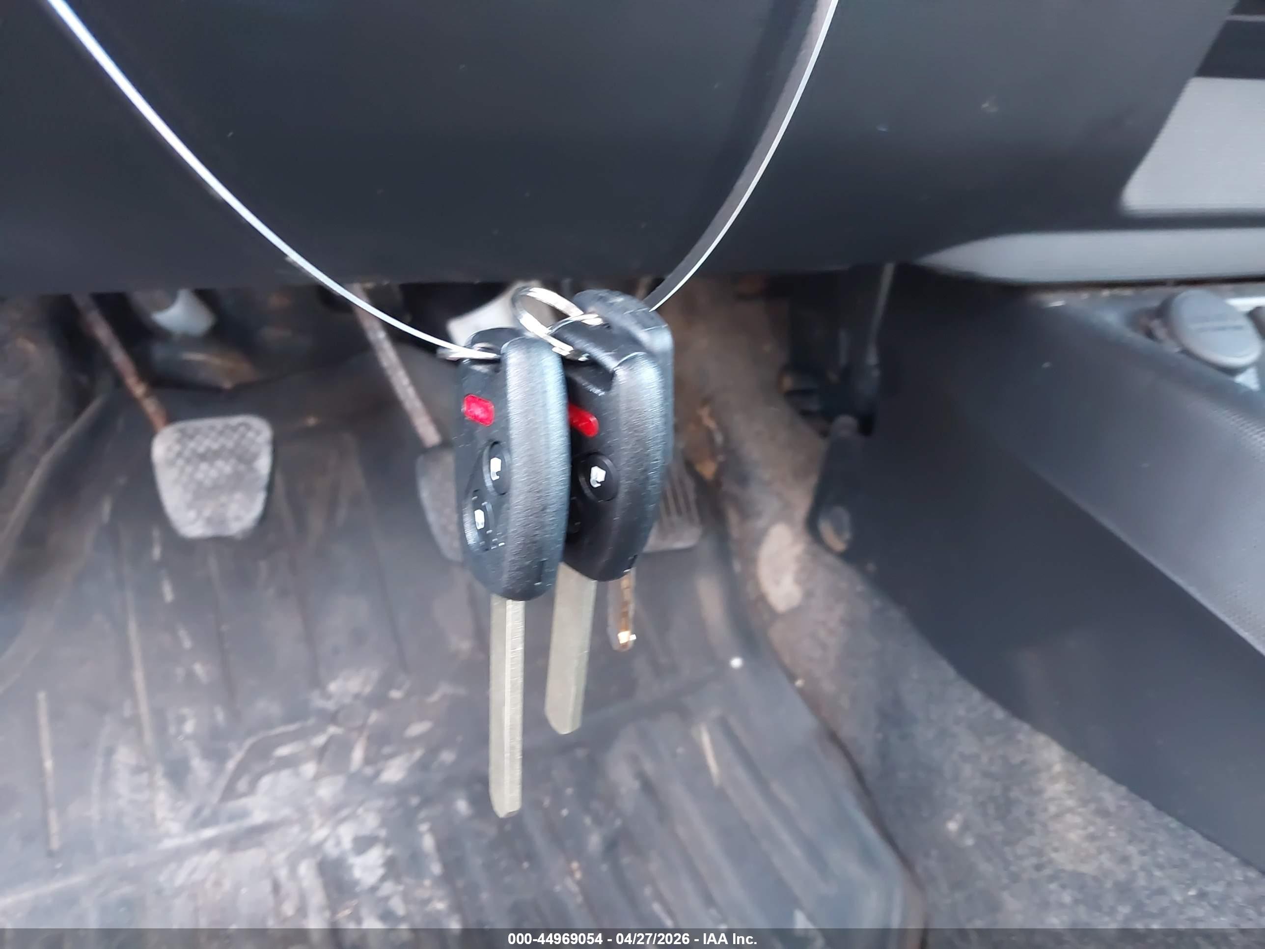 HONDA FIT image 11