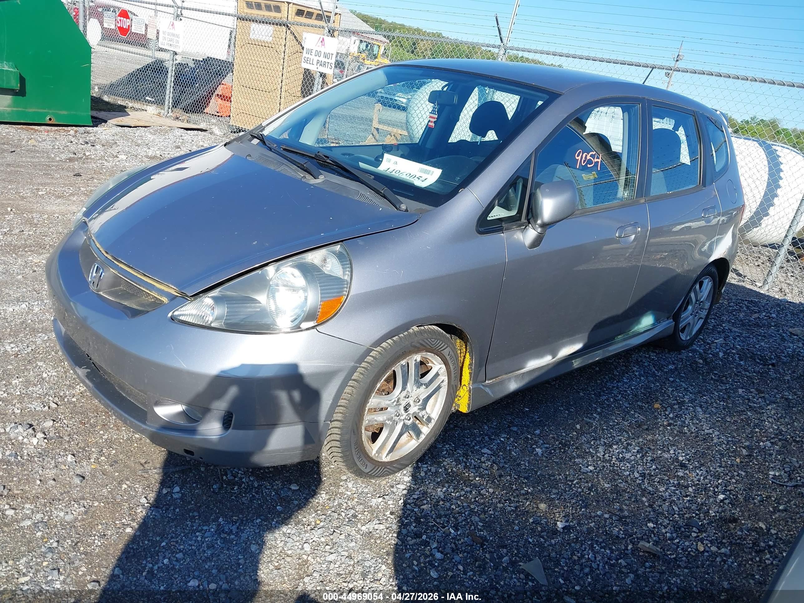 HONDA FIT image 2
