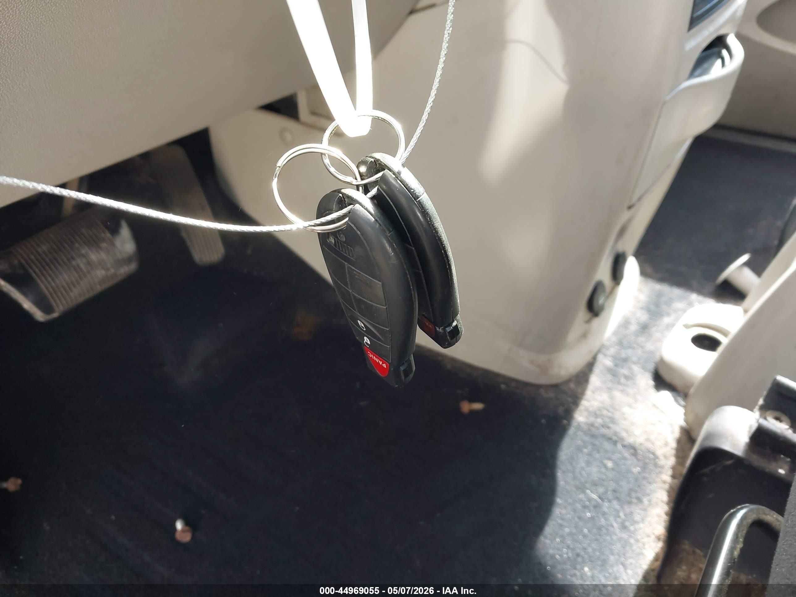 DODGE GRAND image 11