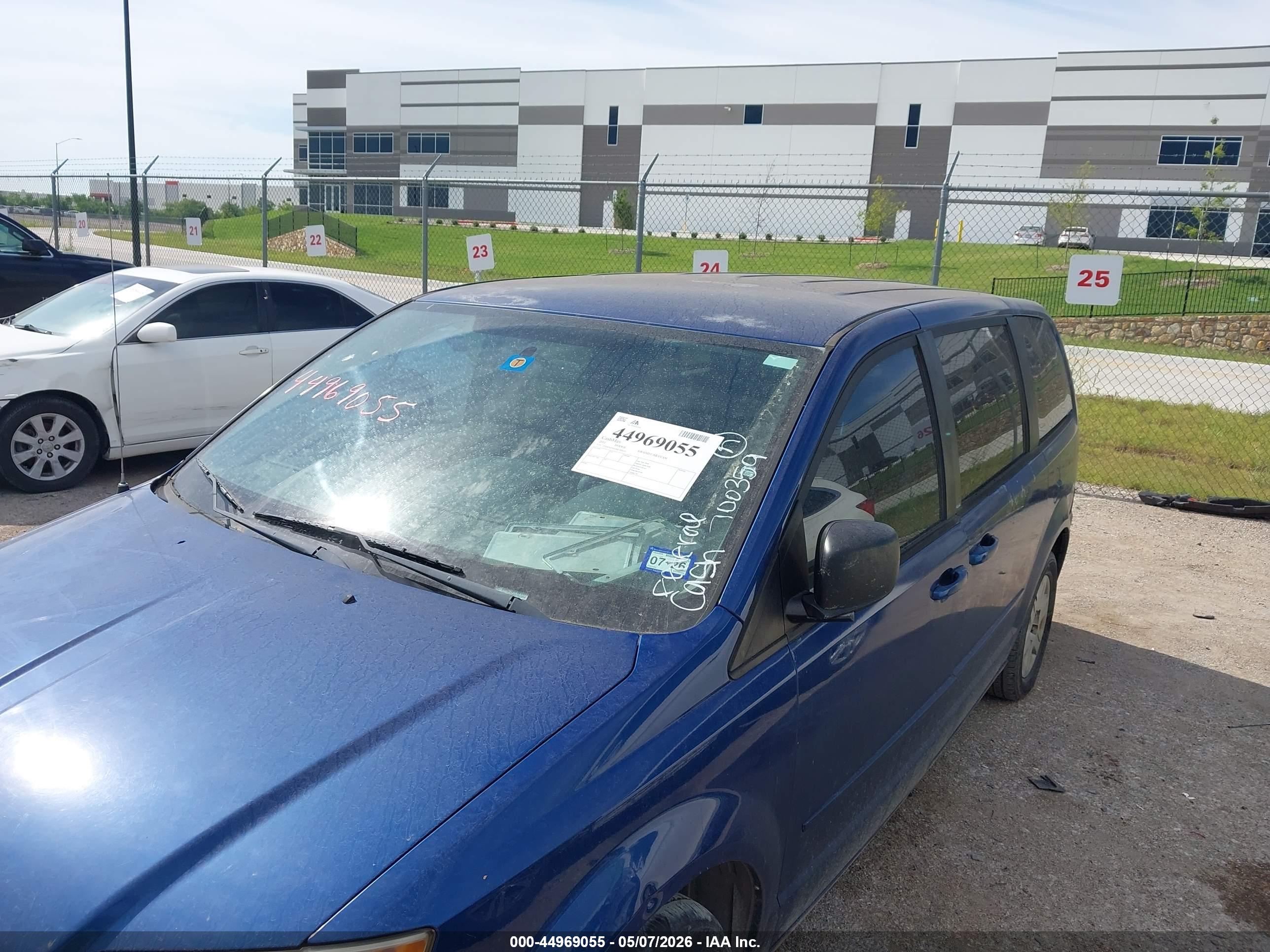 DODGE GRAND image 6