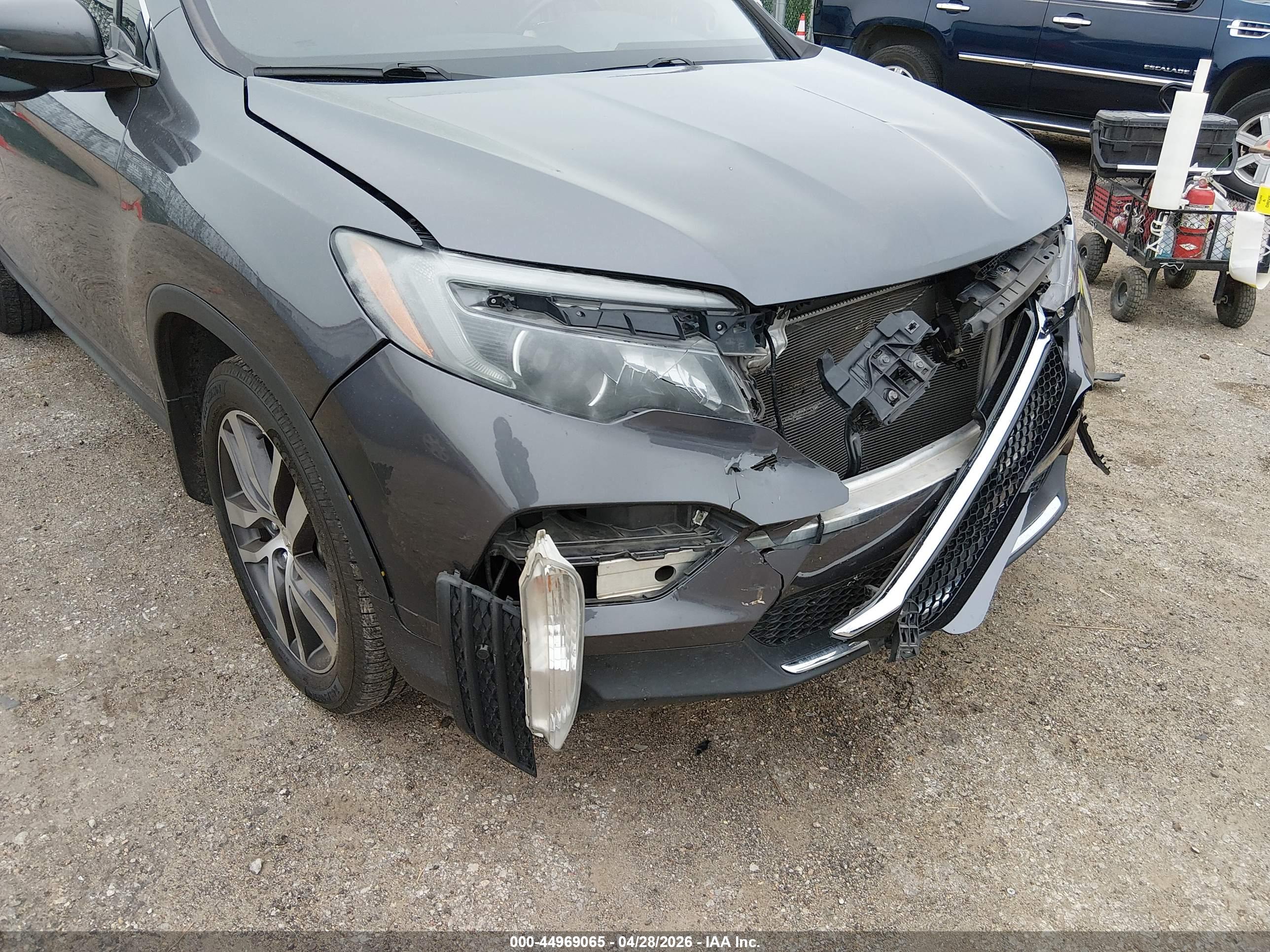HONDA PILOT image 6