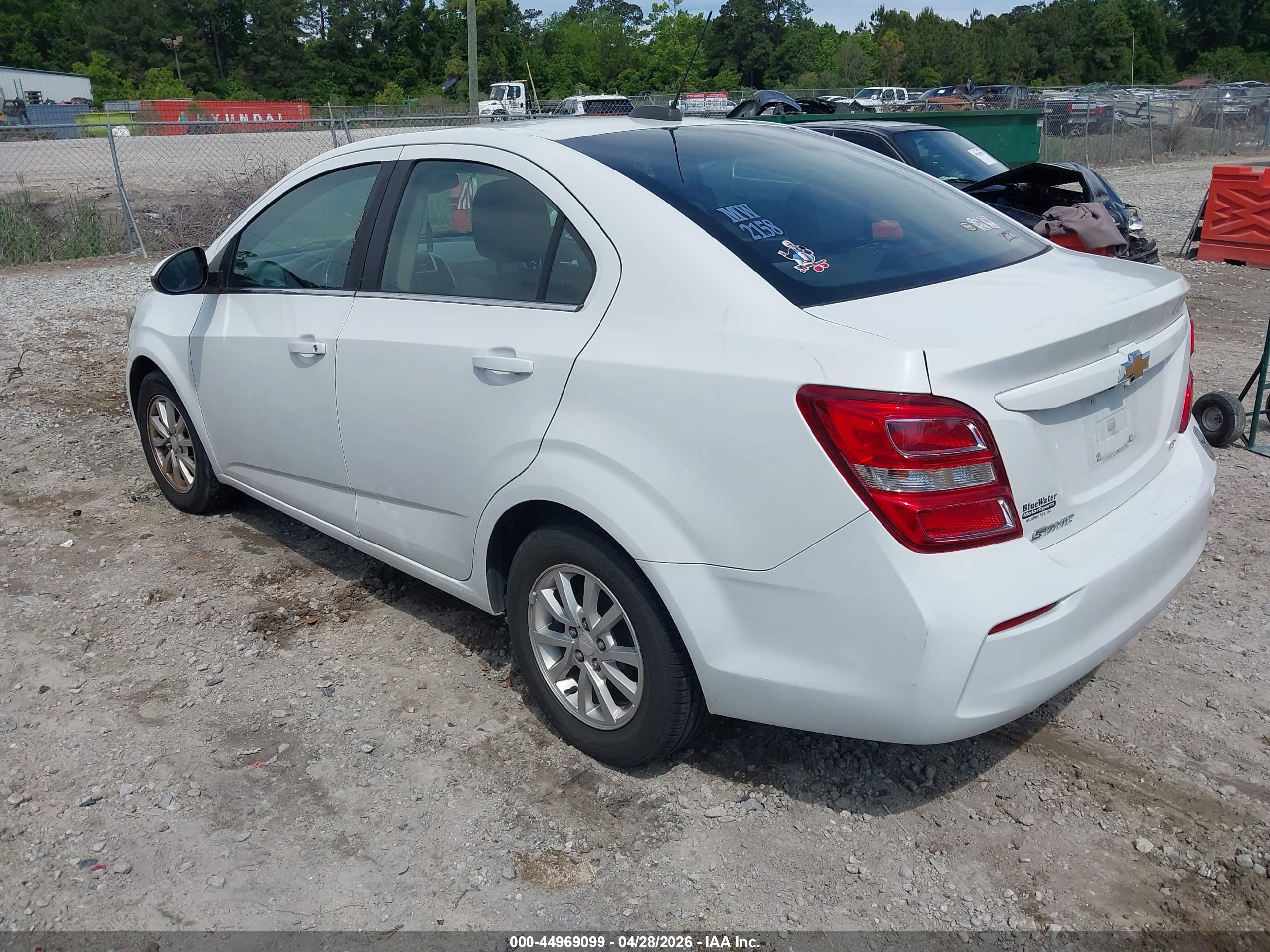 CHEVROLET SONIC image 3