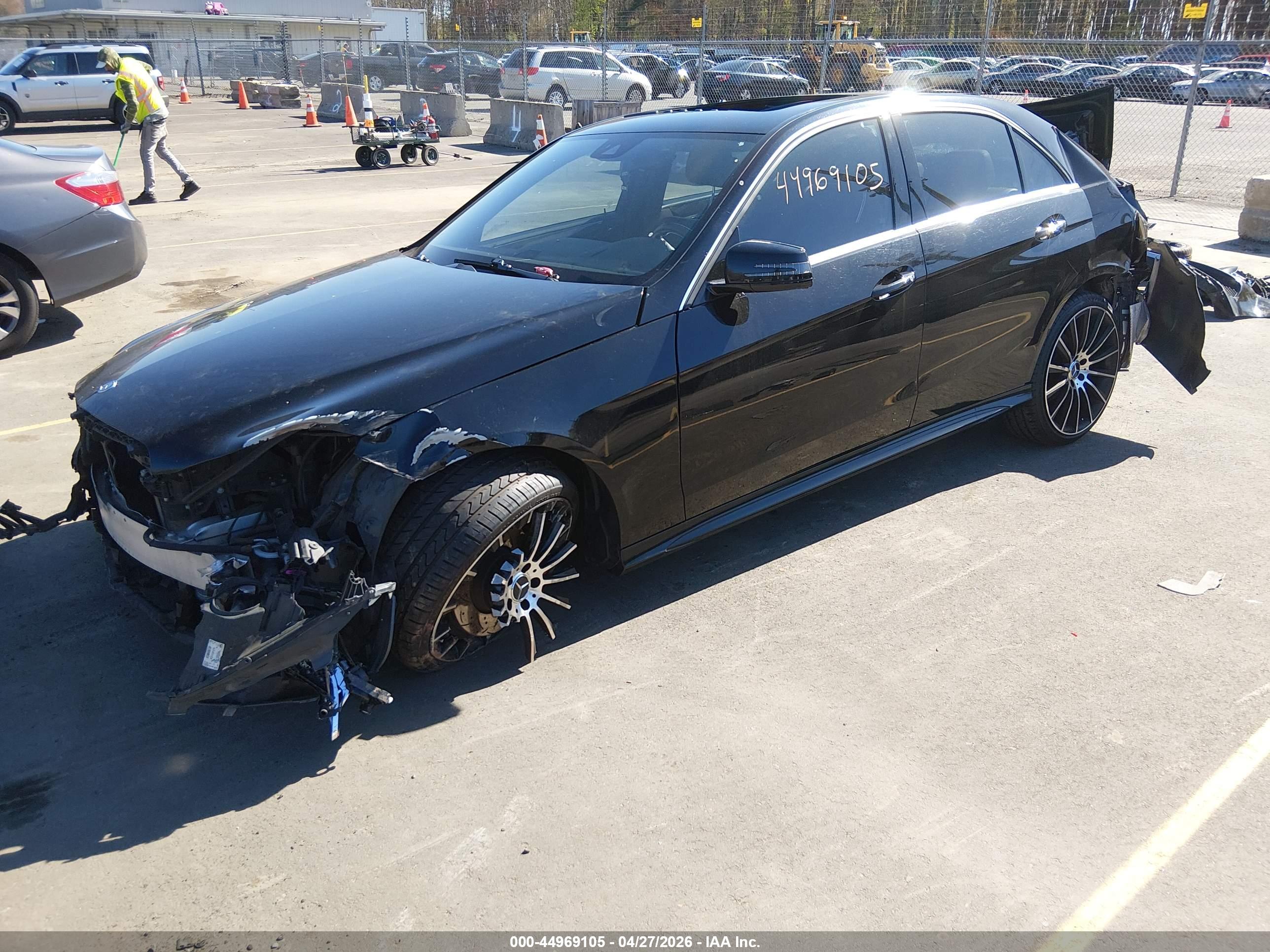 MERCEDES-BENZ E image 2