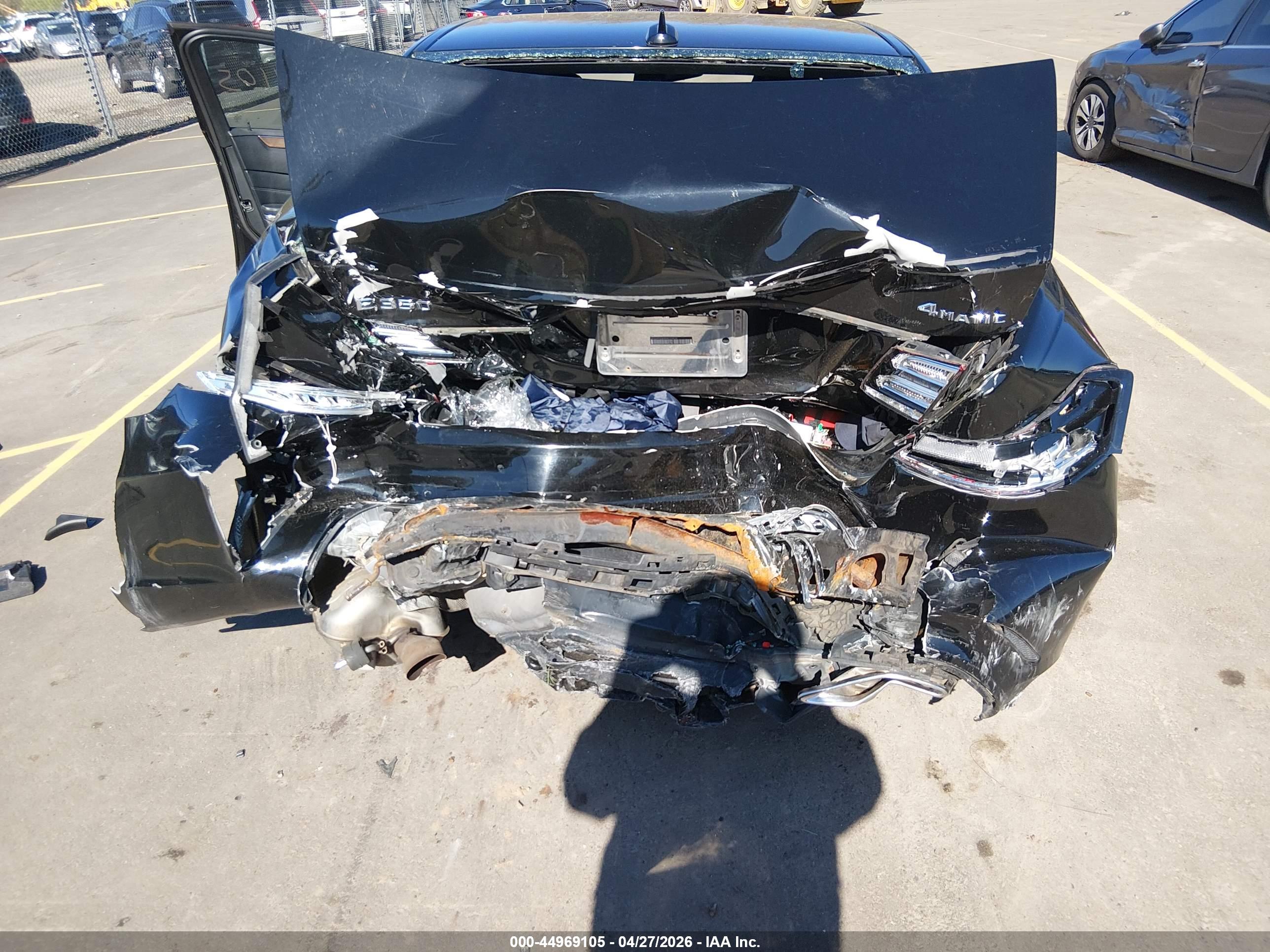 MERCEDES-BENZ E image 6