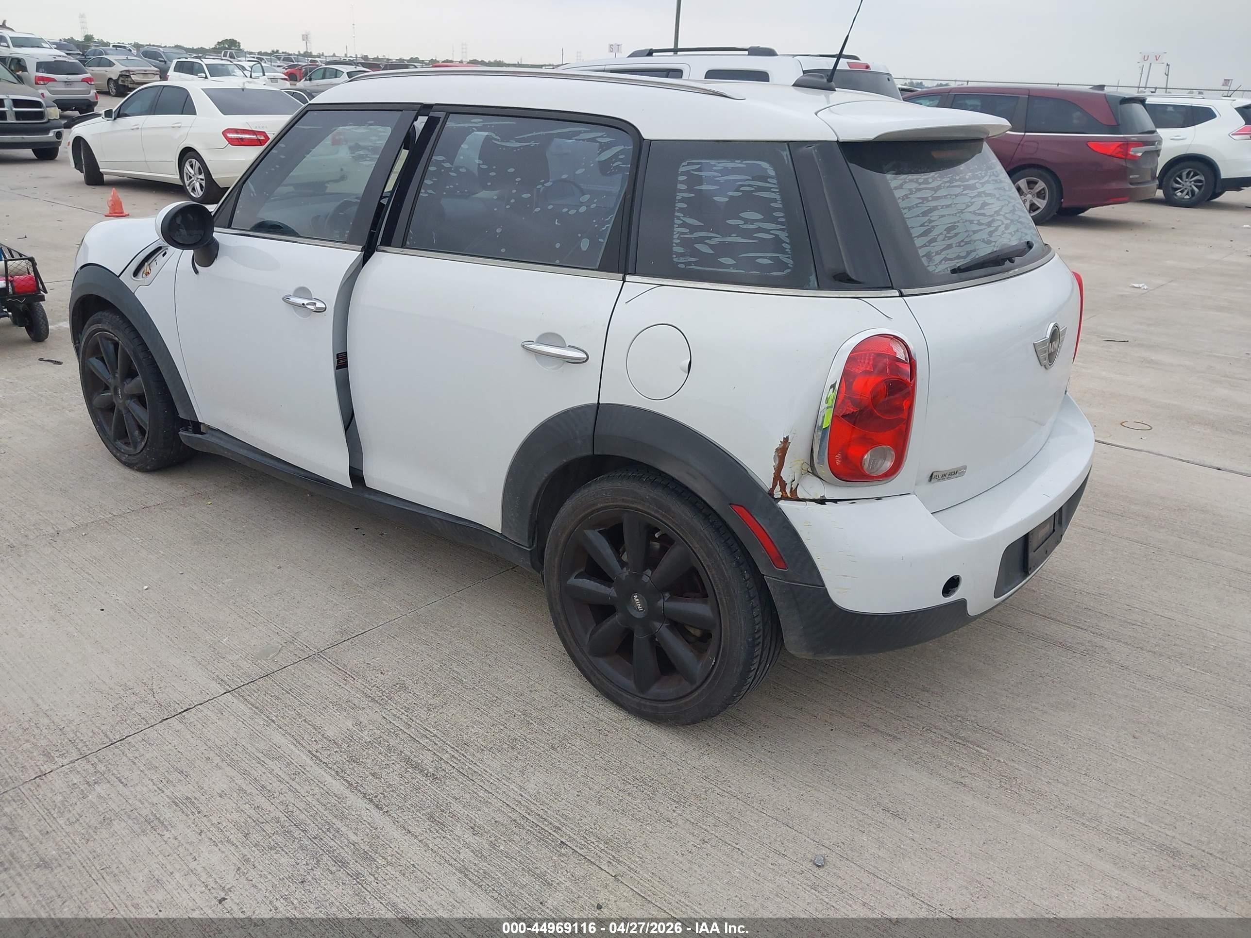 MINI COOPER image 3