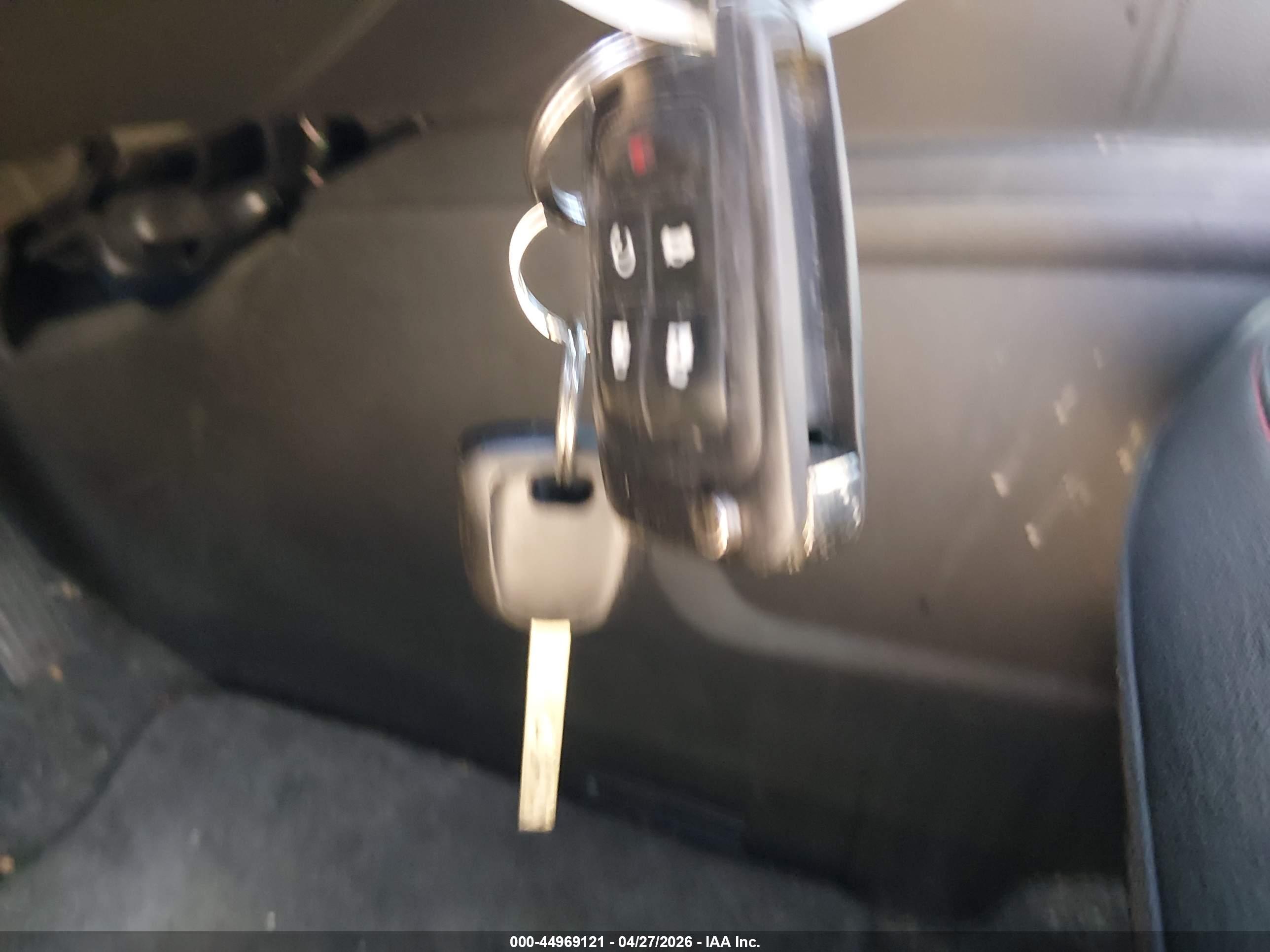 CHEVROLET EQUINOX image 11