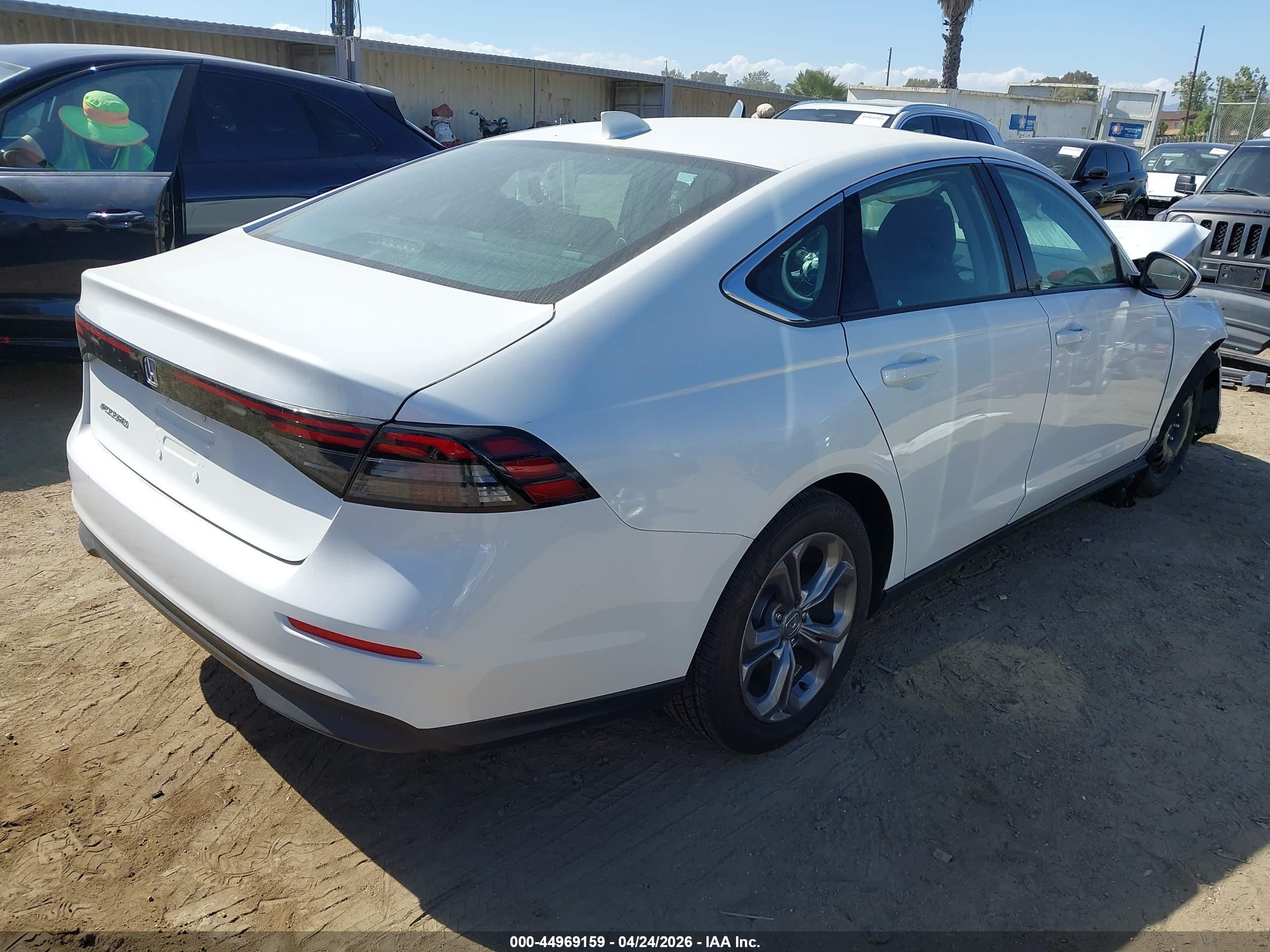 HONDA ACCORD image 4