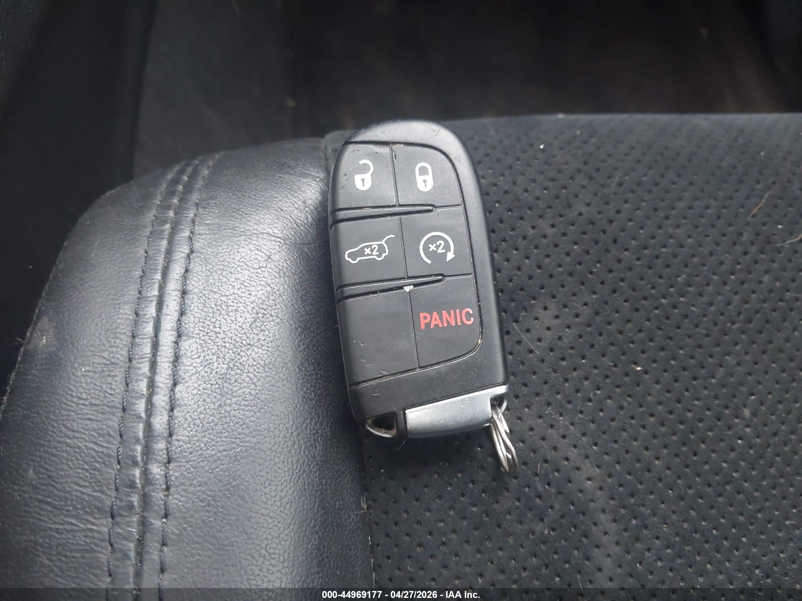 JEEP GRAND image 11