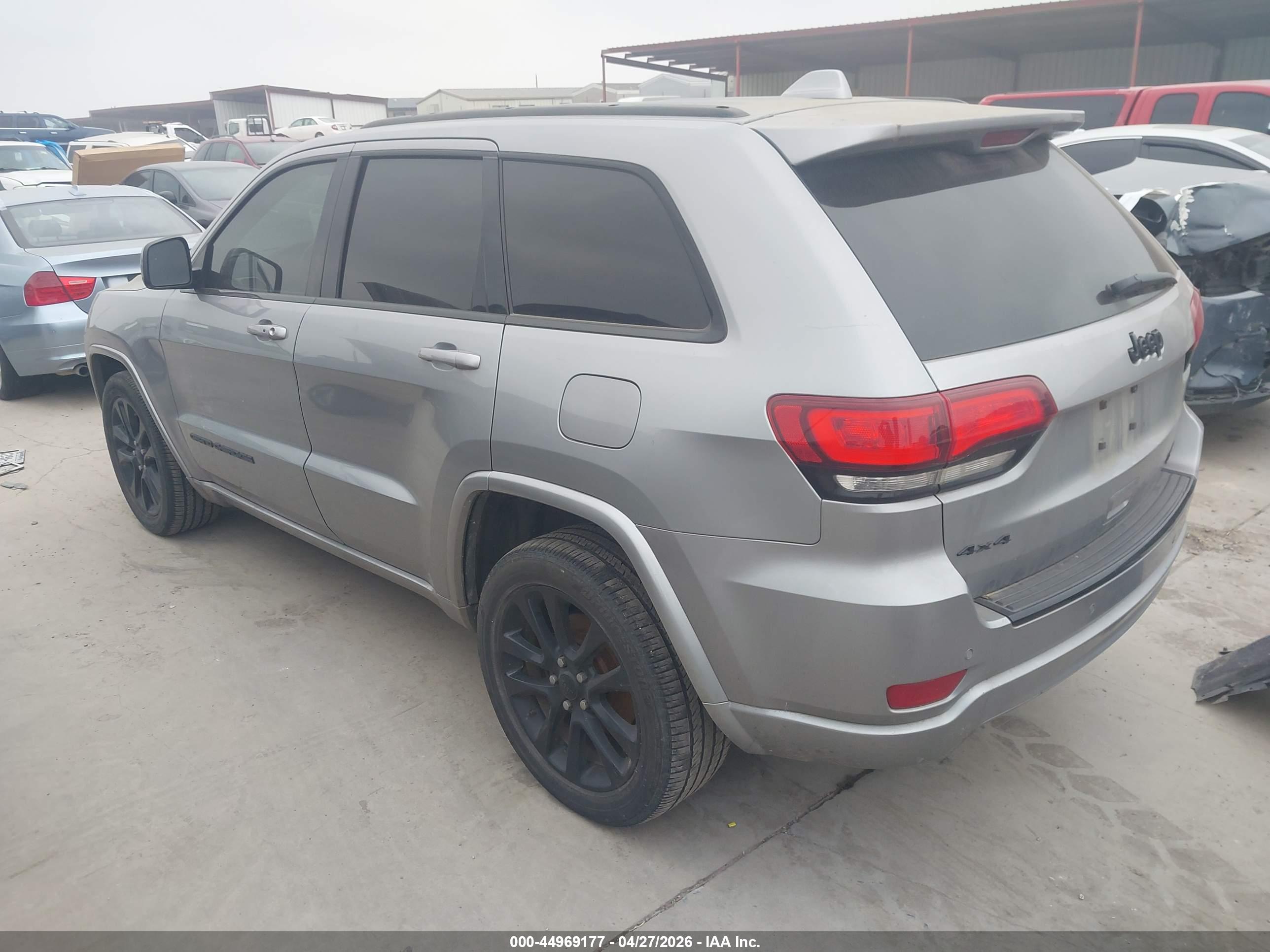 JEEP GRAND image 3