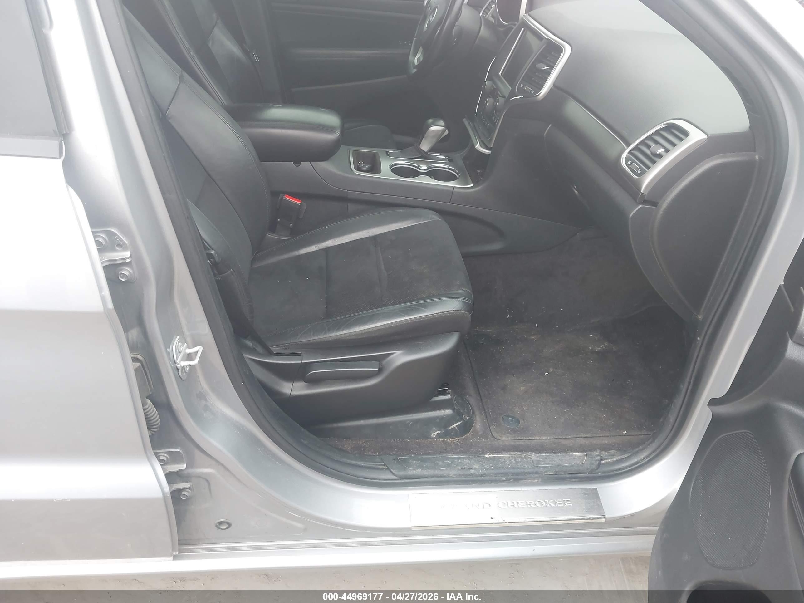 JEEP GRAND image 5