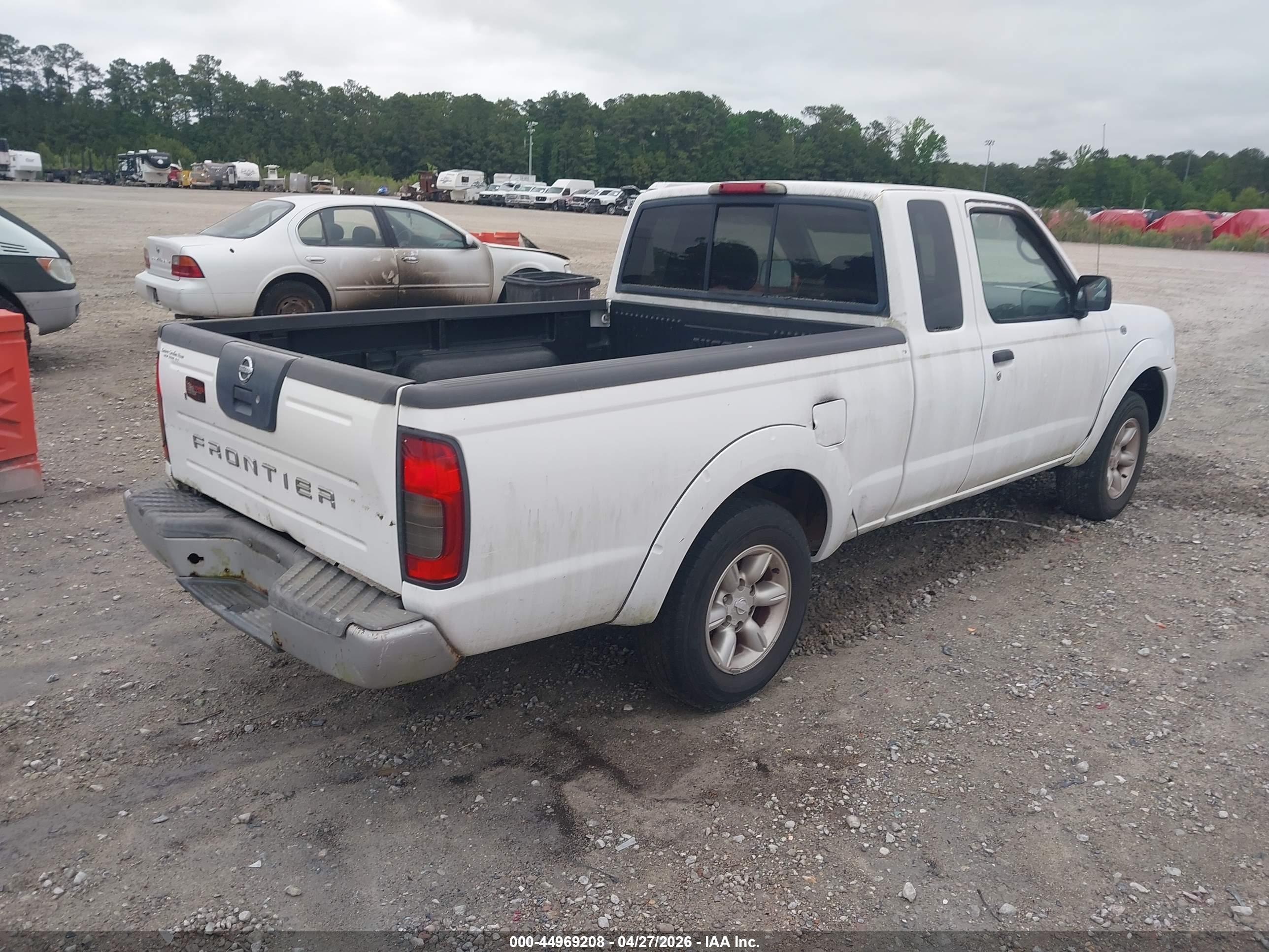 NISSAN FRONTIER image 4