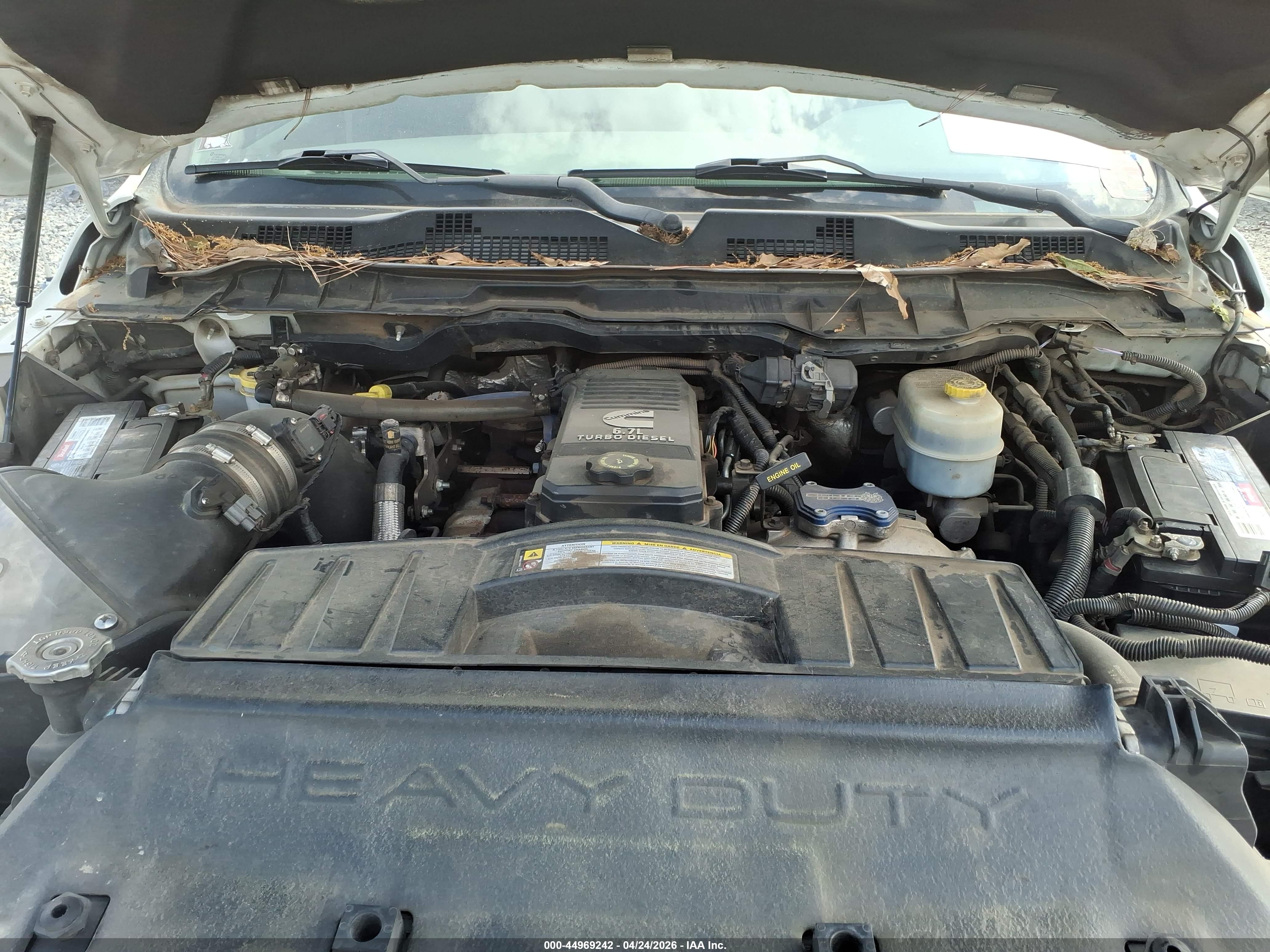 RAM 2500 image 10