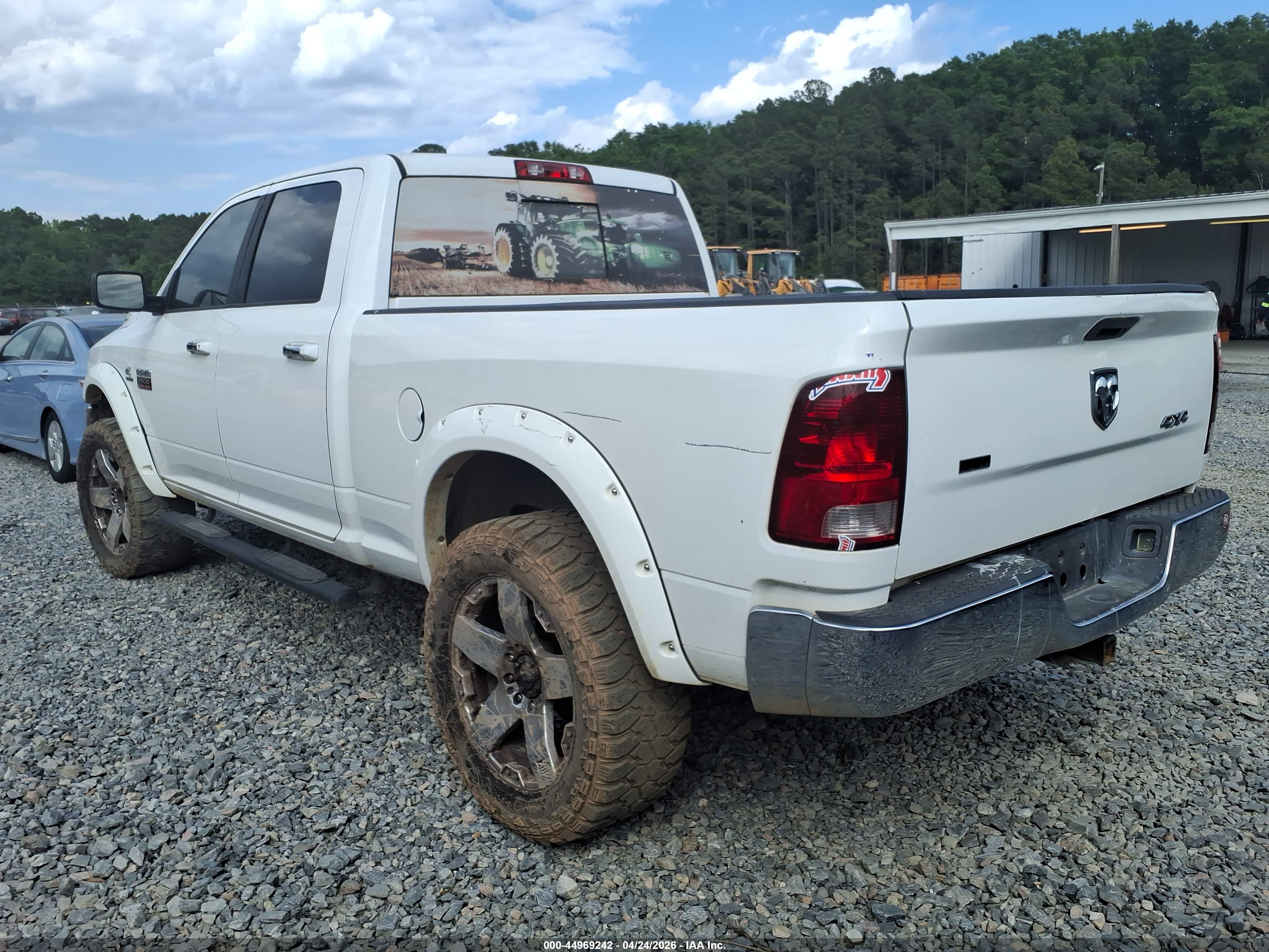 RAM 2500 image 3