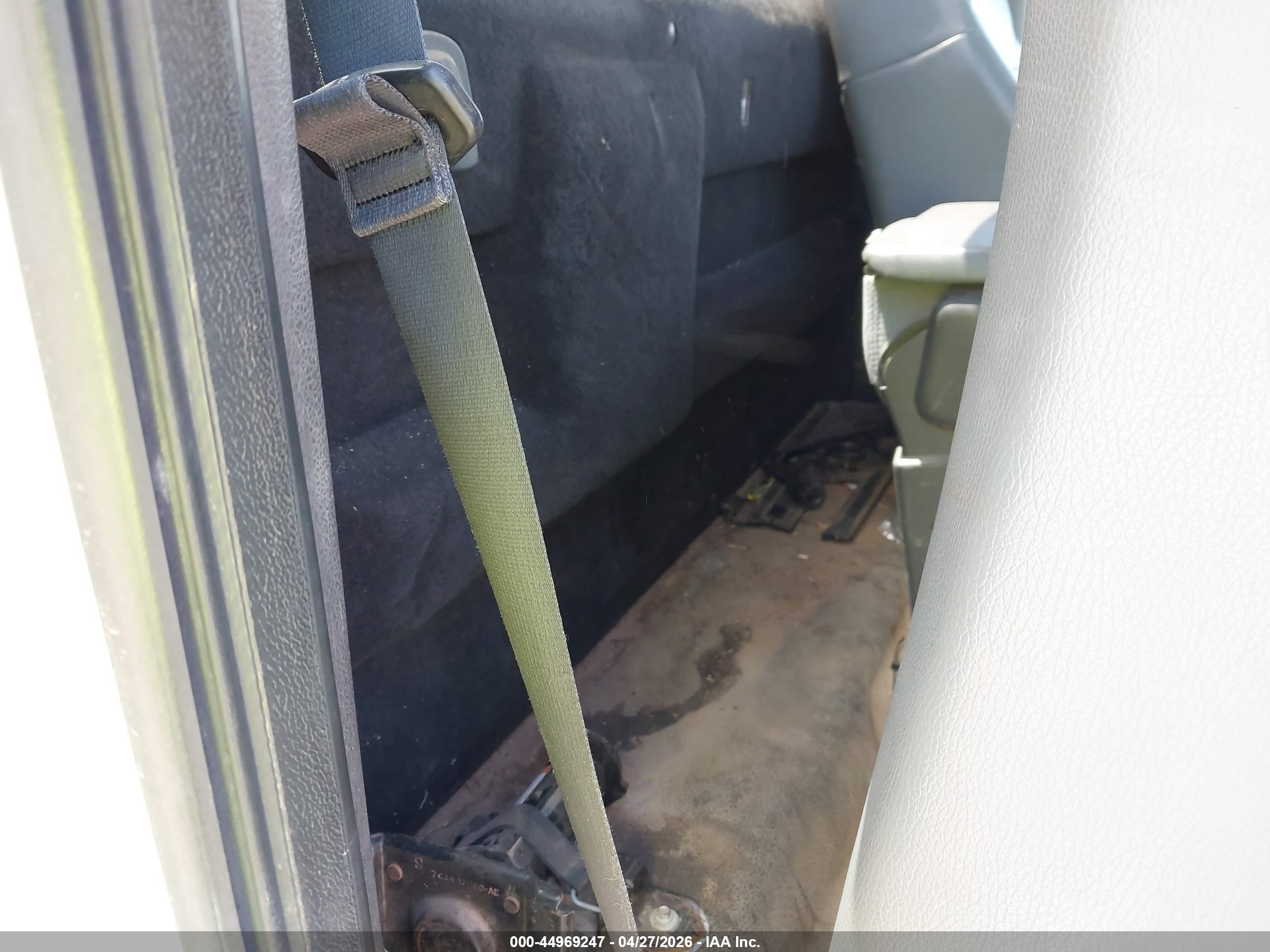 FORD F-250 image 8
