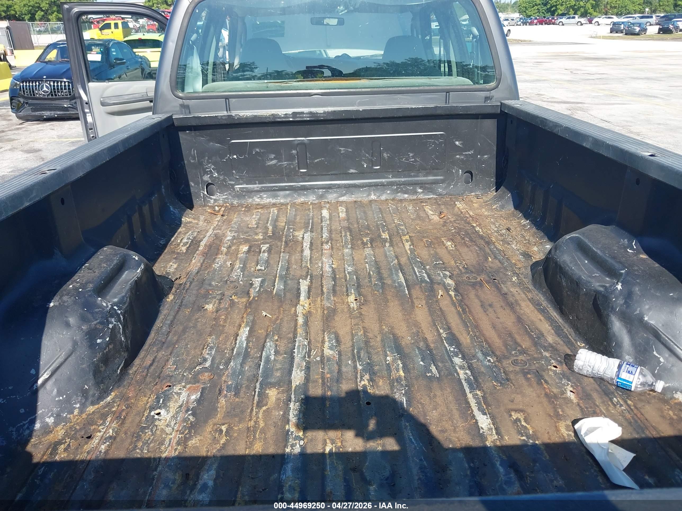 FORD F-350 image 7