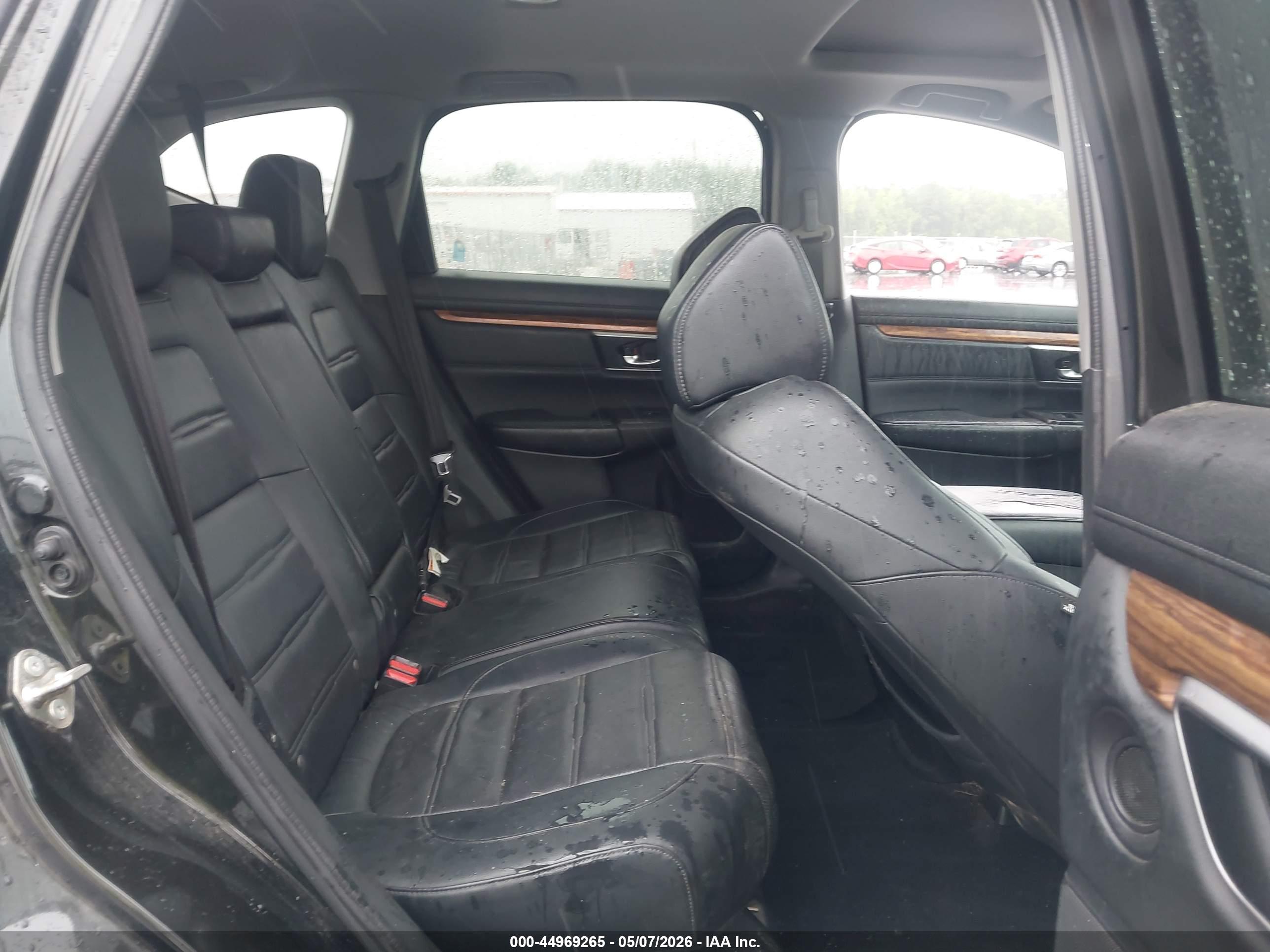 HONDA CR-V image 8