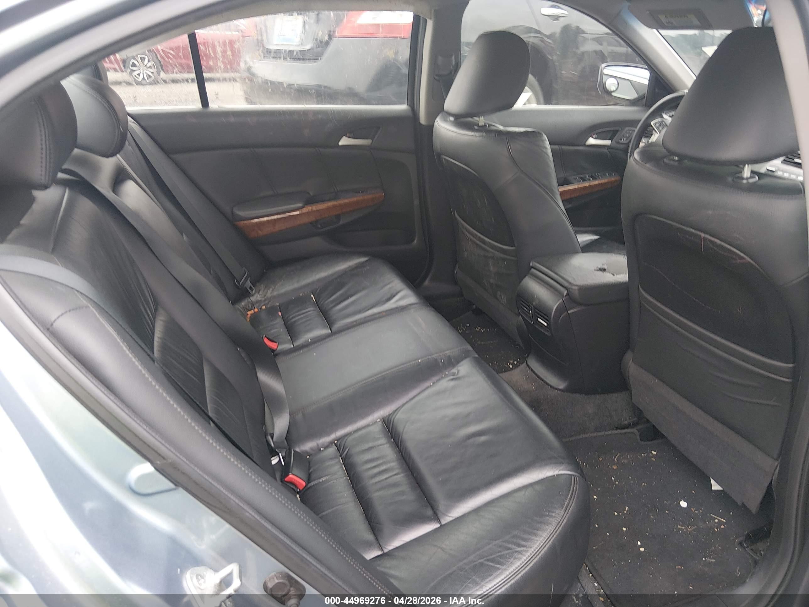 HONDA ACCORD image 8