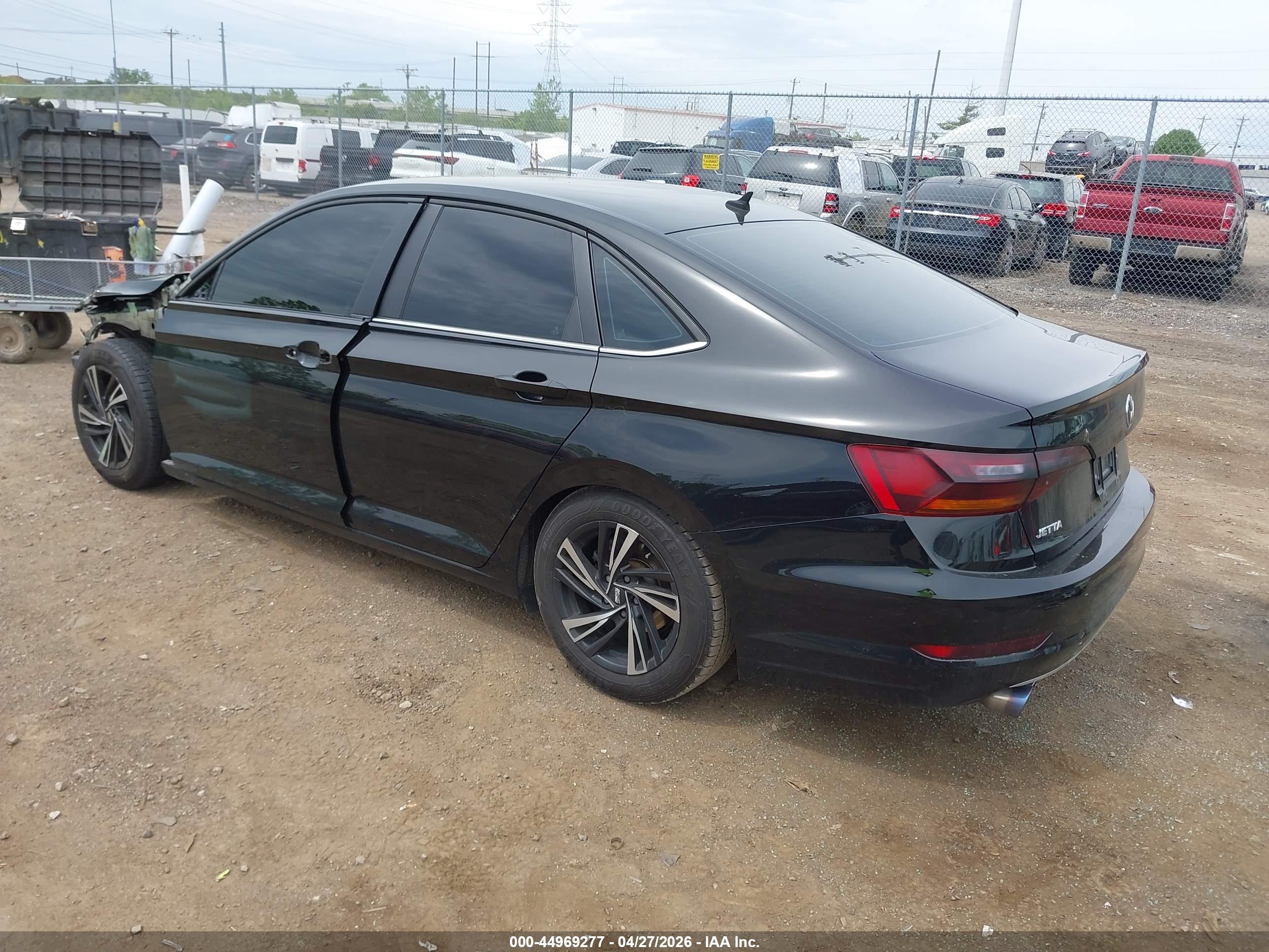 VOLKSWAGEN JETTA image 3