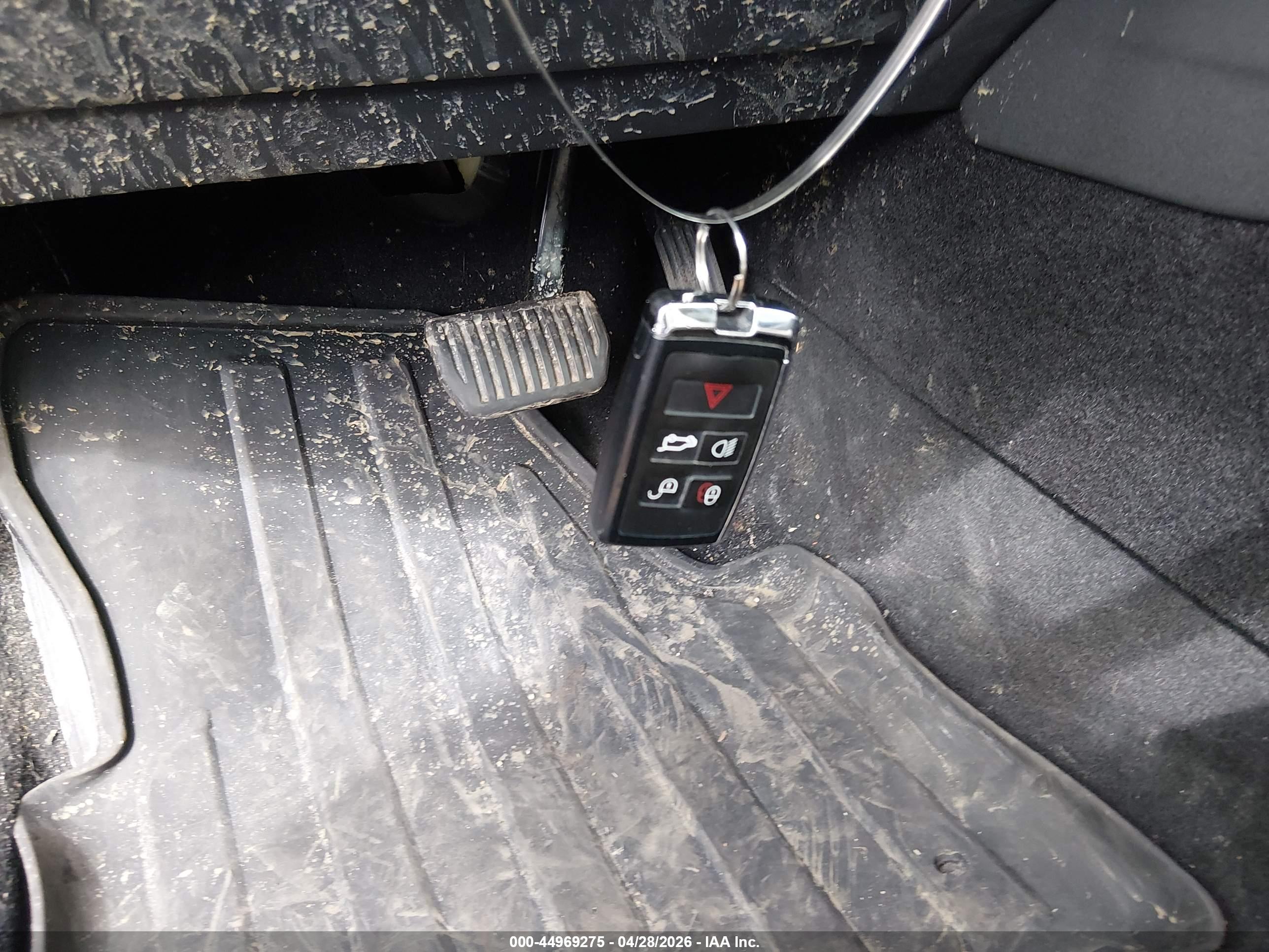 LAND ROVER image 11