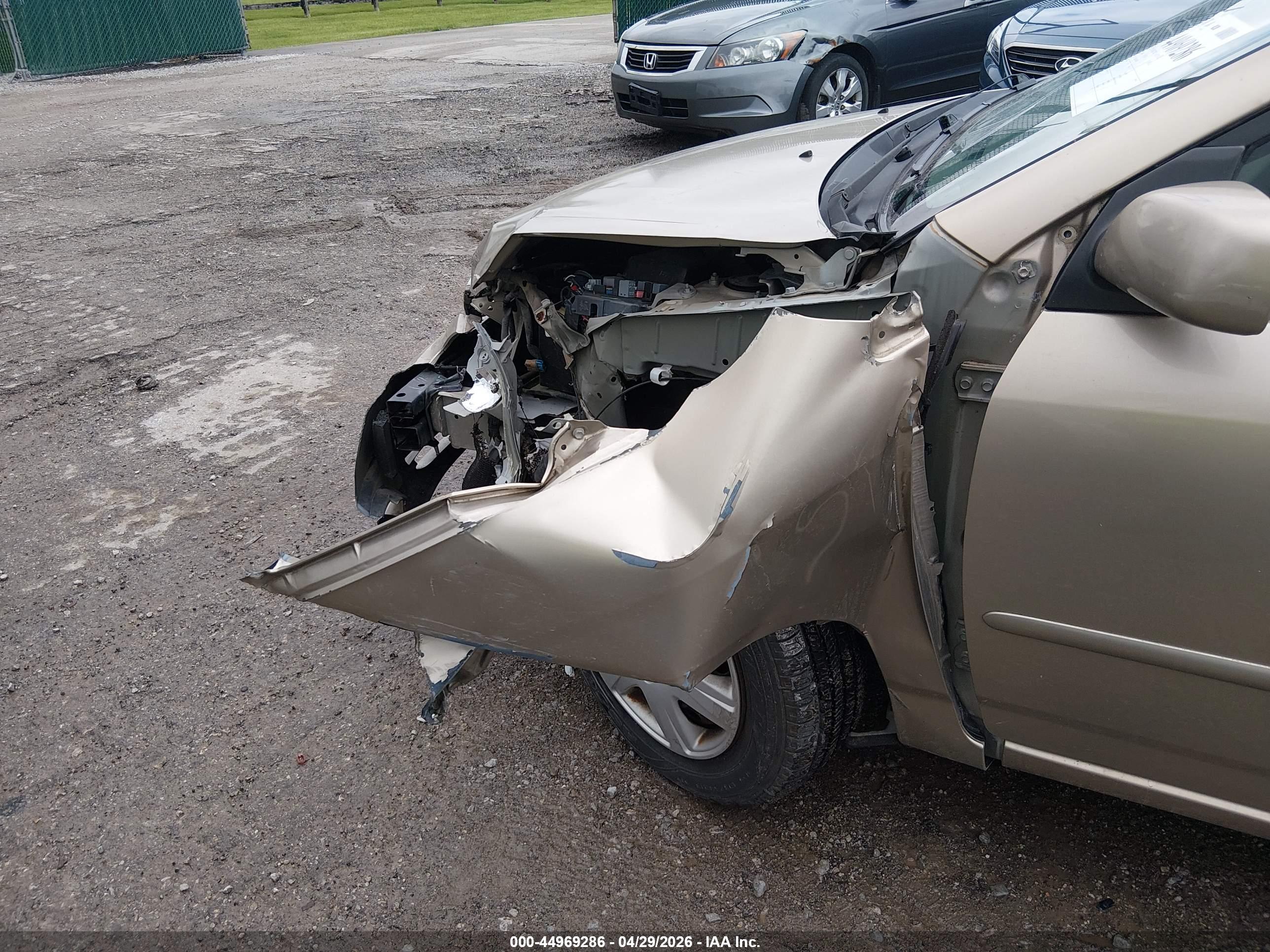 TOYOTA COROLLA image 6
