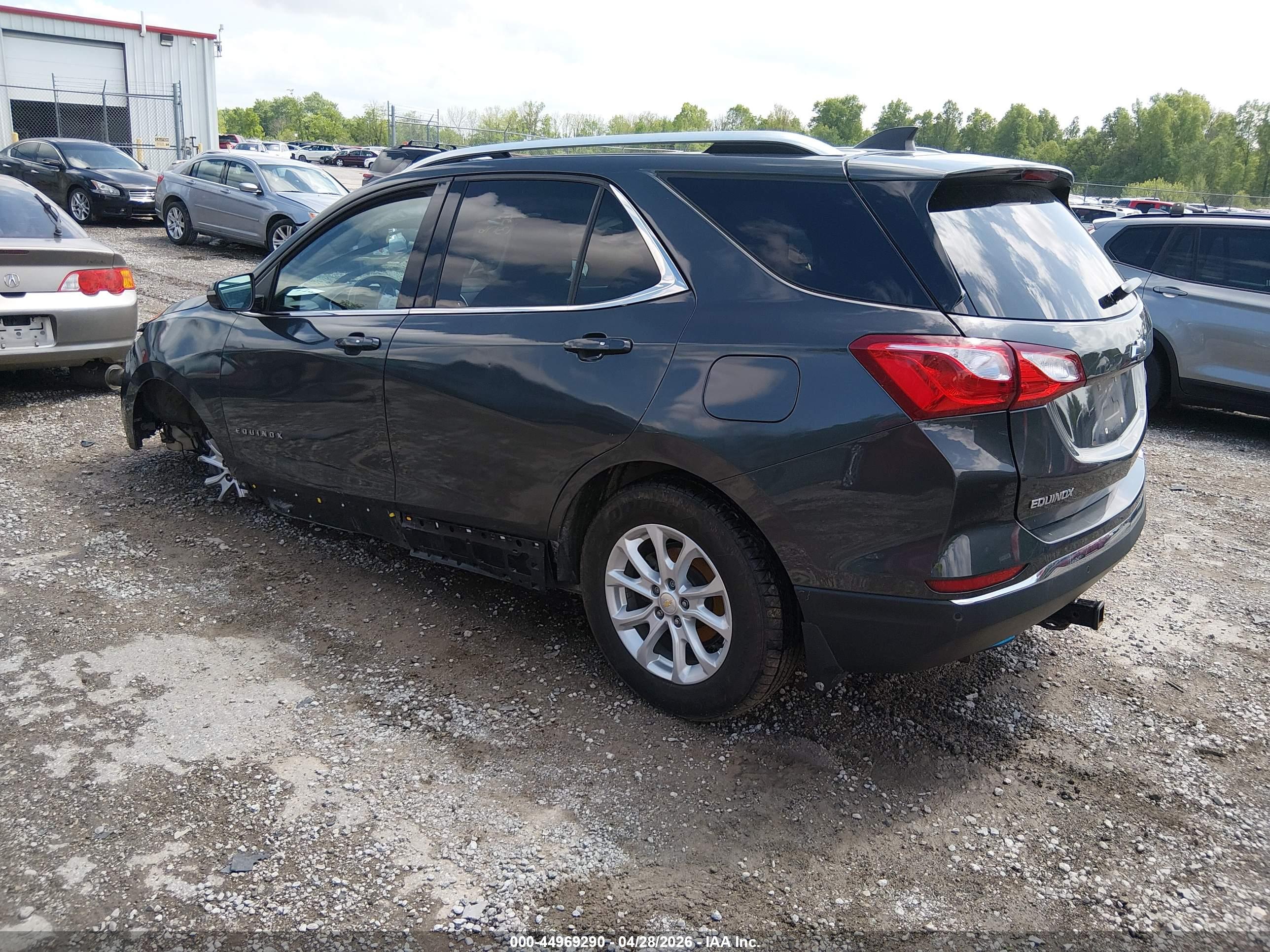 CHEVROLET EQUINOX image 3