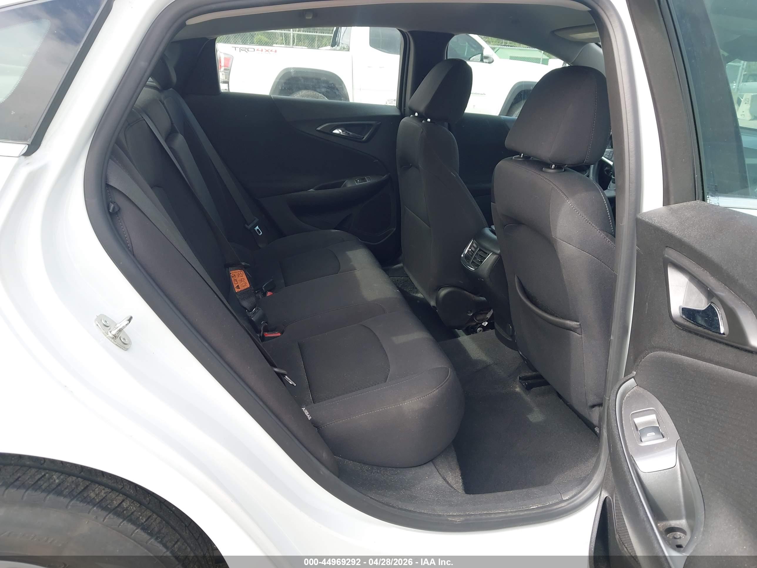 CHEVROLET MALIBU image 8