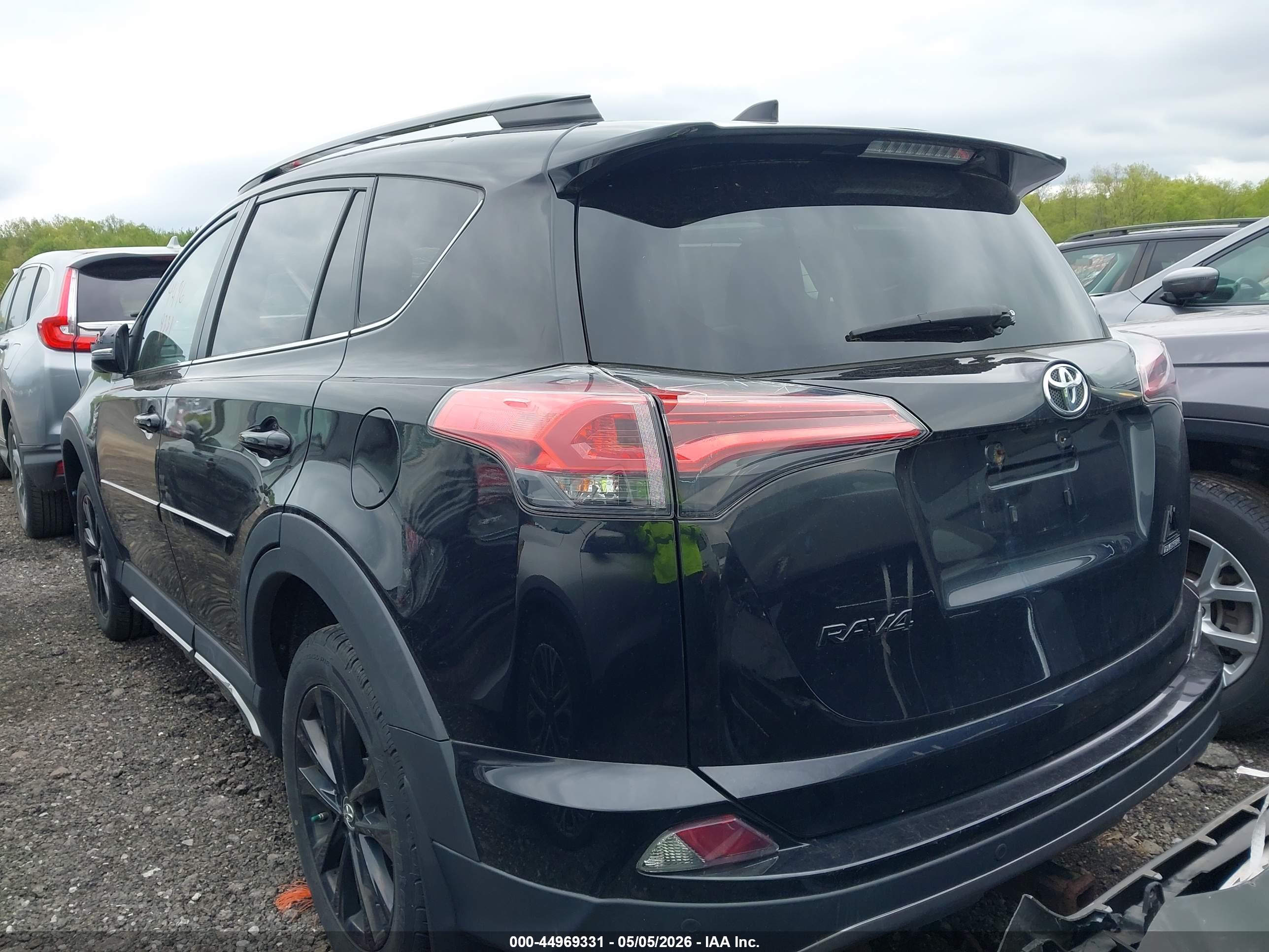 TOYOTA RAV4 image 3