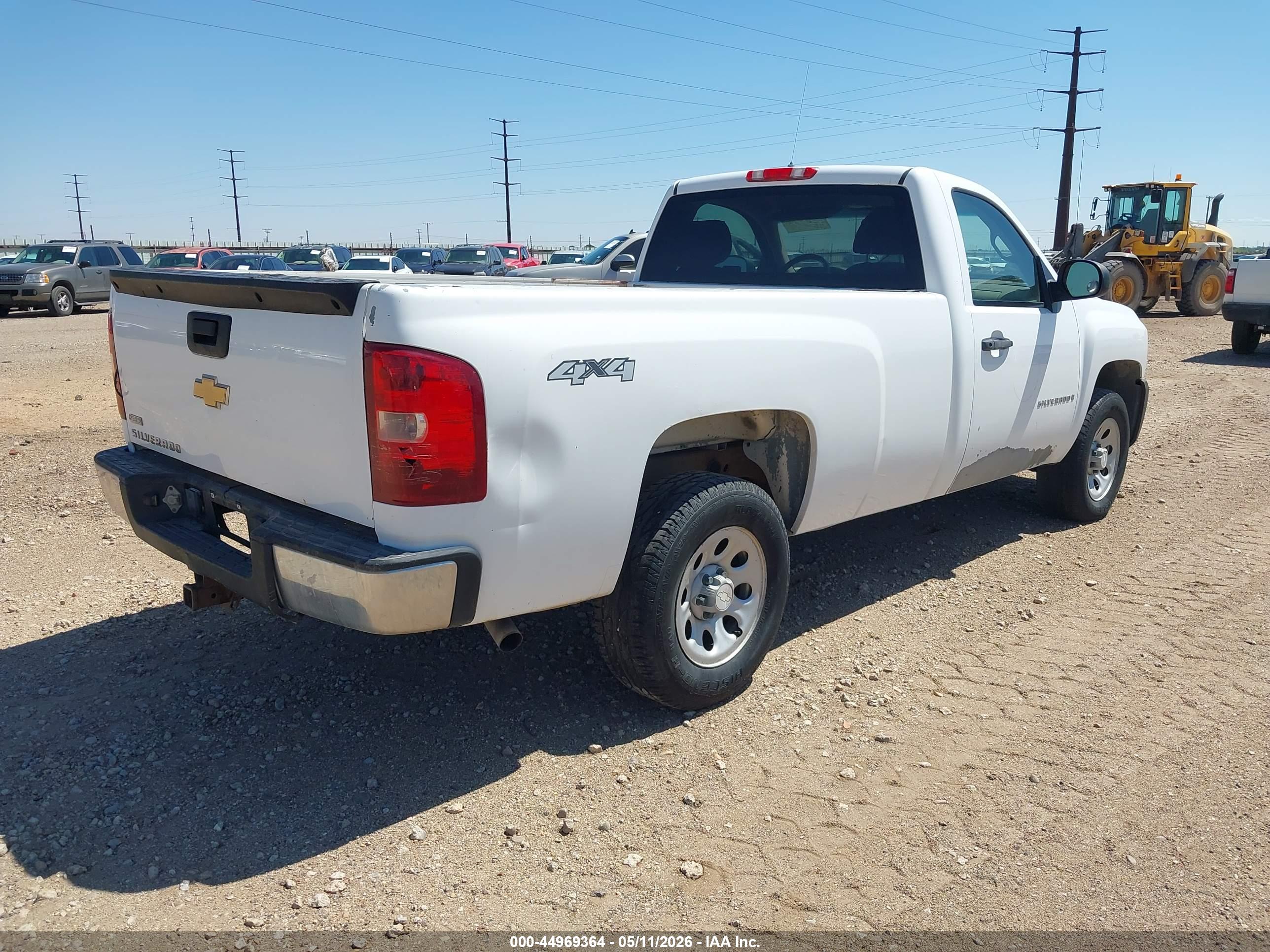 CHEVROLET SILVERADO image 4