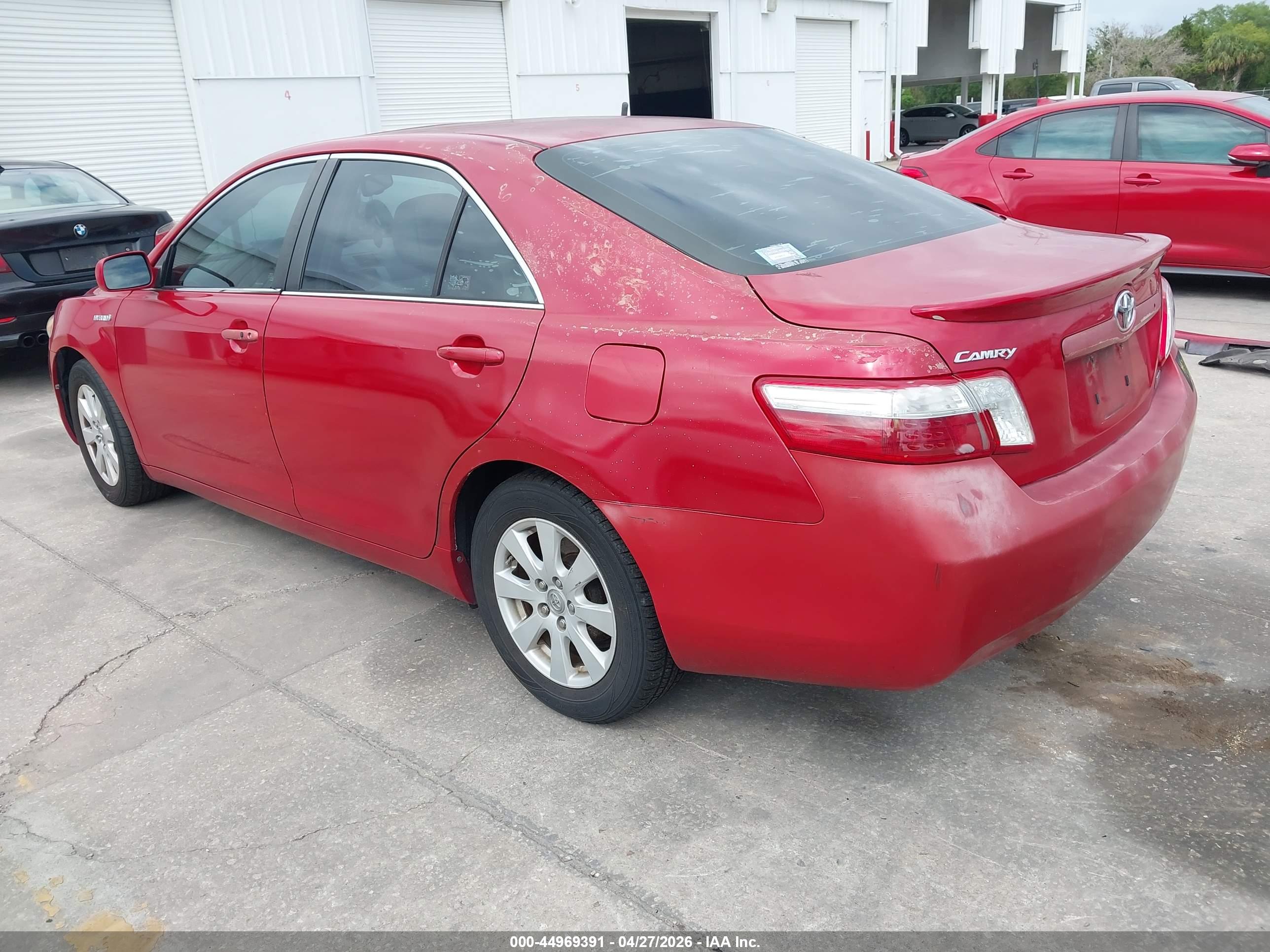 TOYOTA CAMRY image 3