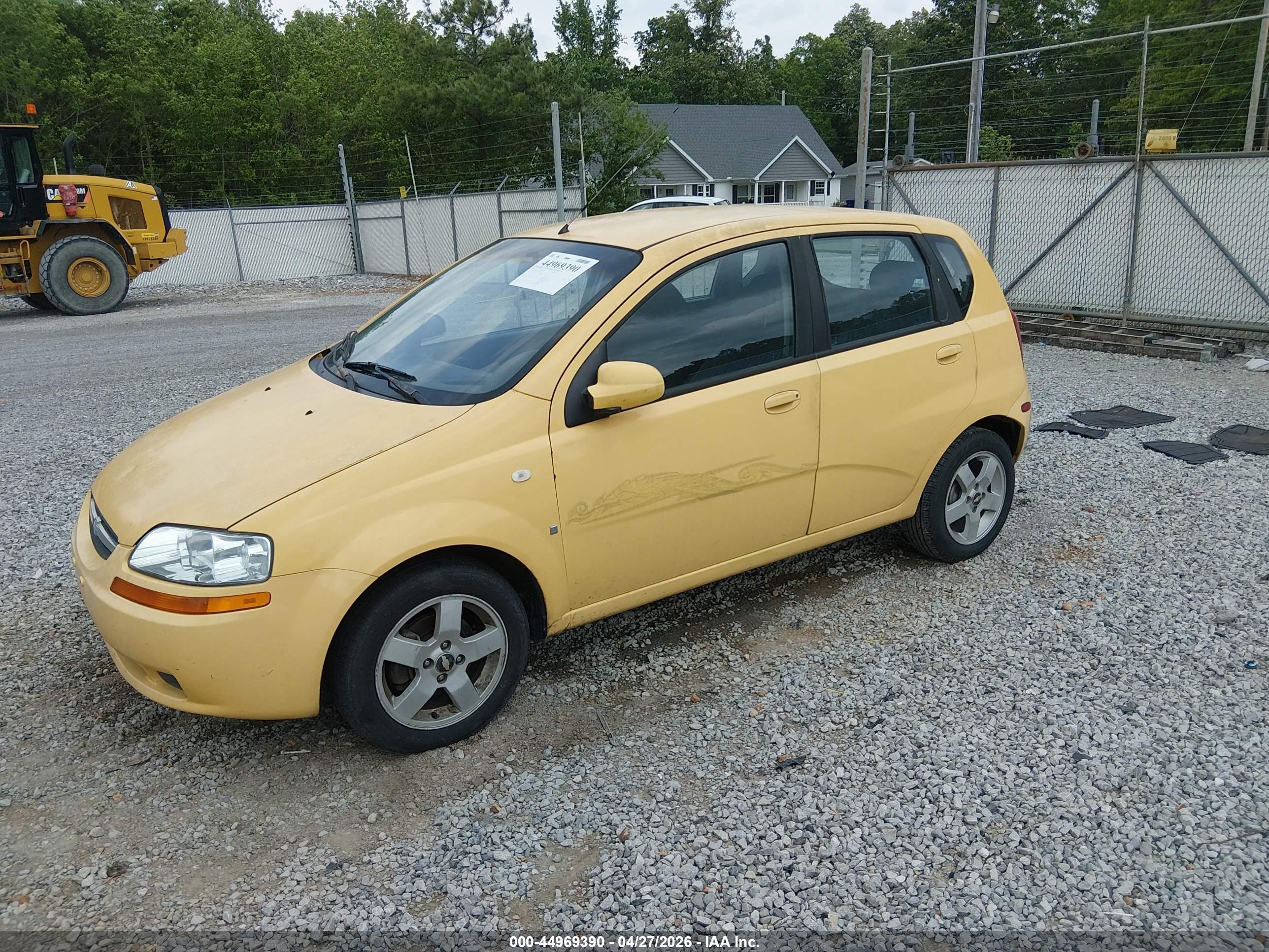 CHEVROLET AVEO image 2