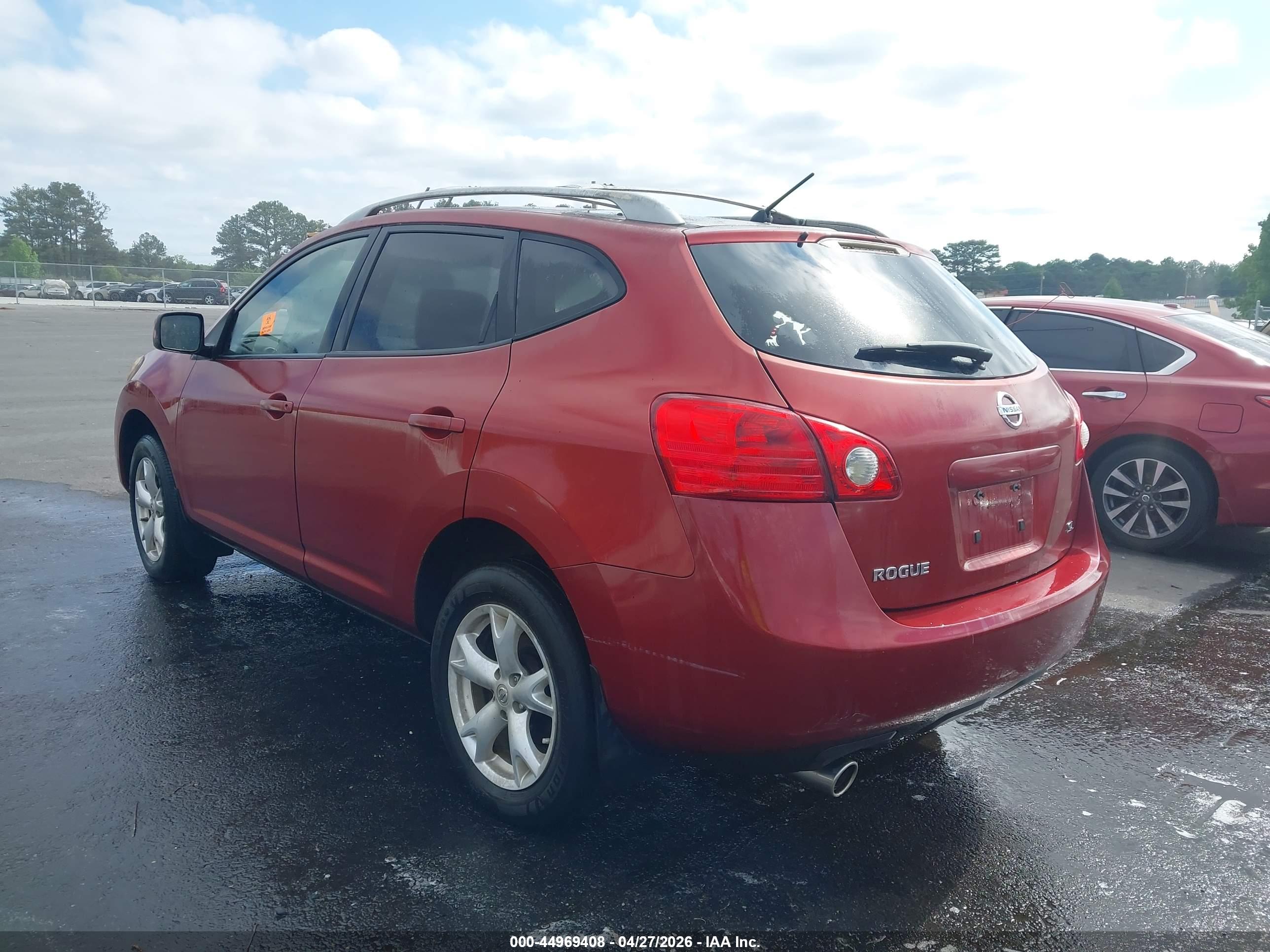 NISSAN ROGUE image 3