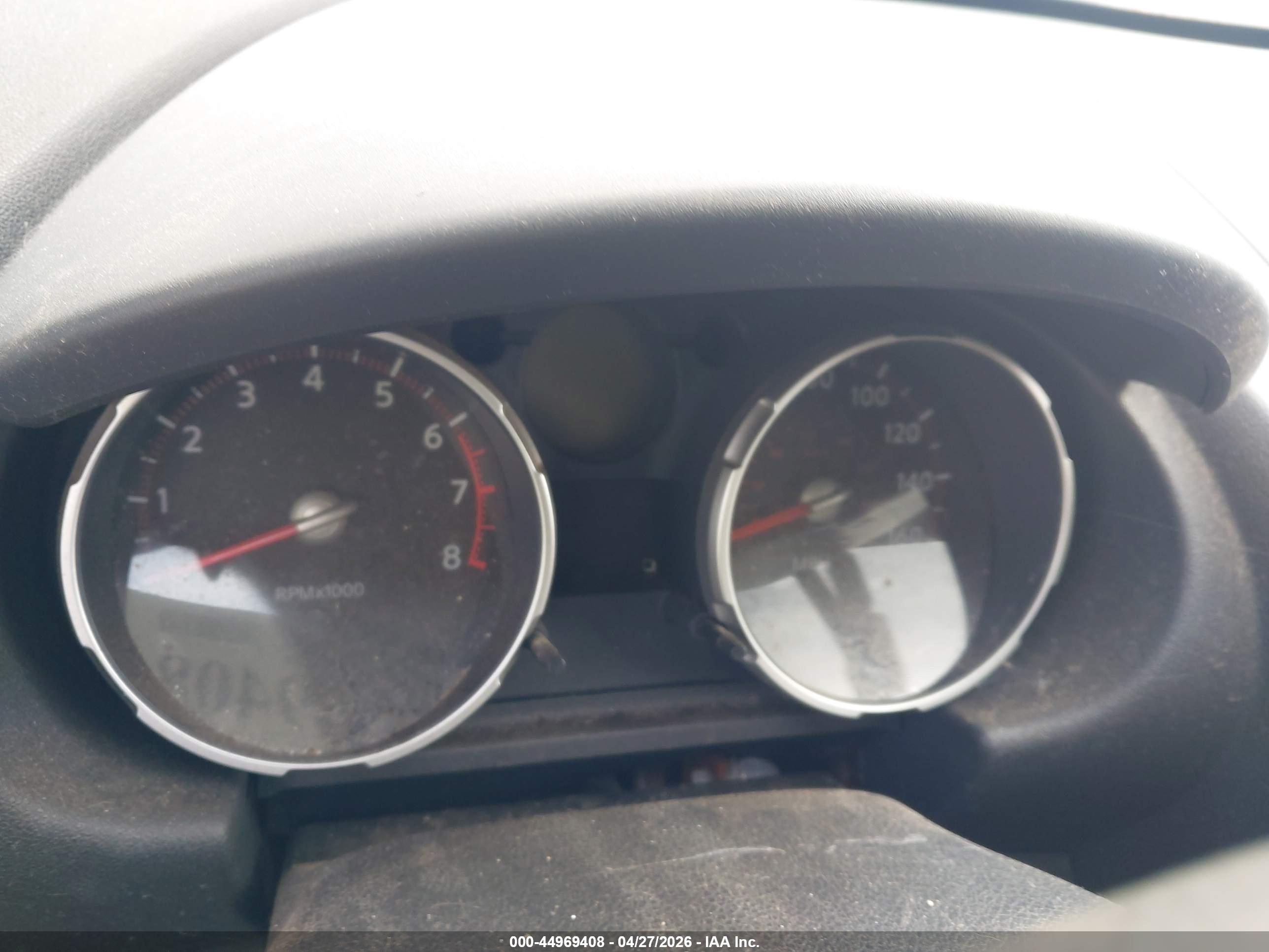 NISSAN ROGUE image 7