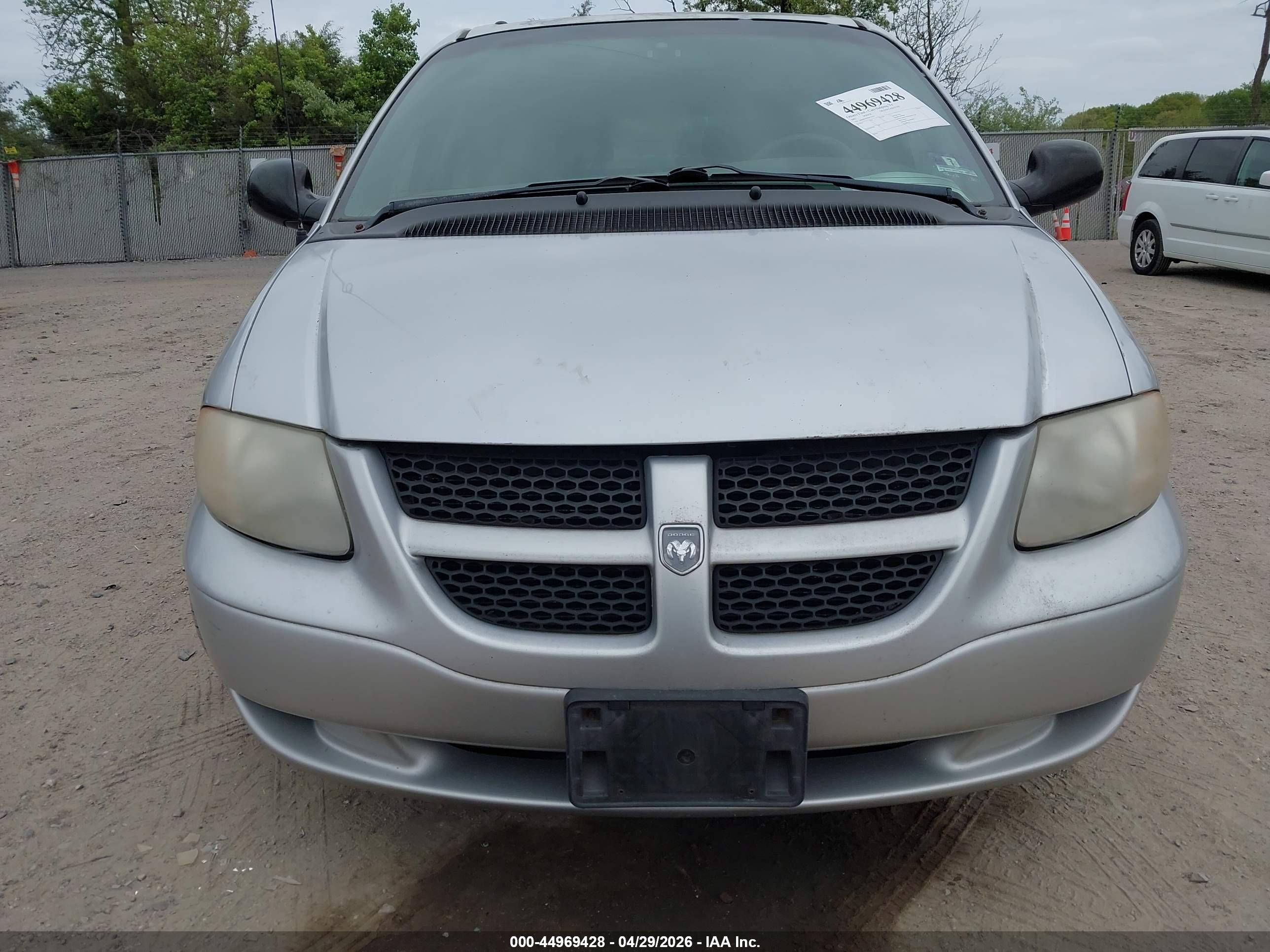 DODGE GRAND image 6