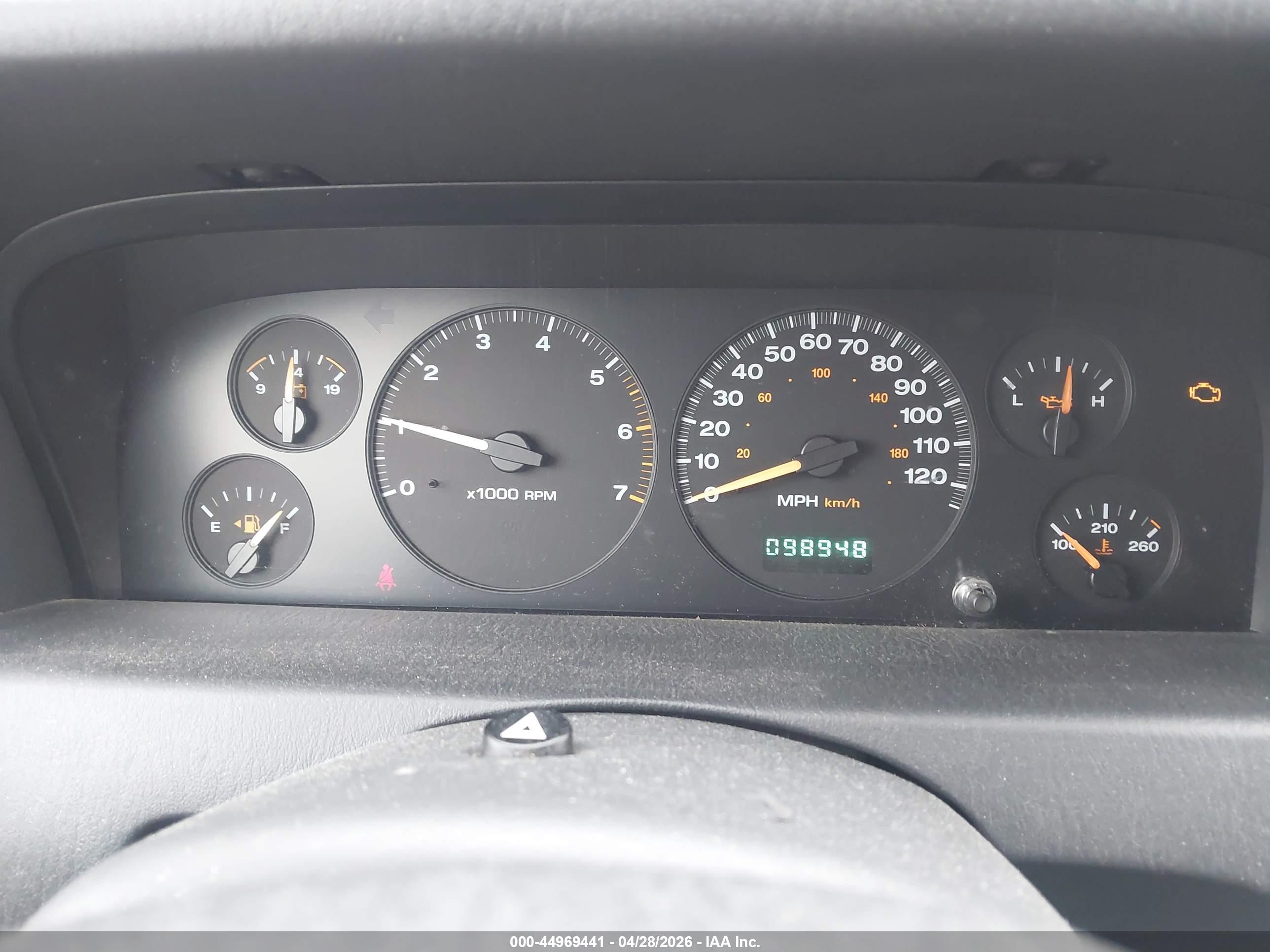 JEEP GRAND image 7