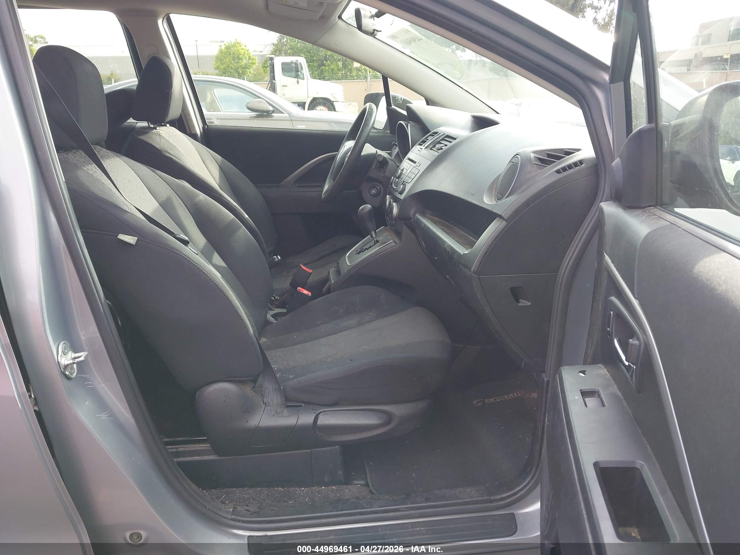 MAZDA MAZDA5 image 5