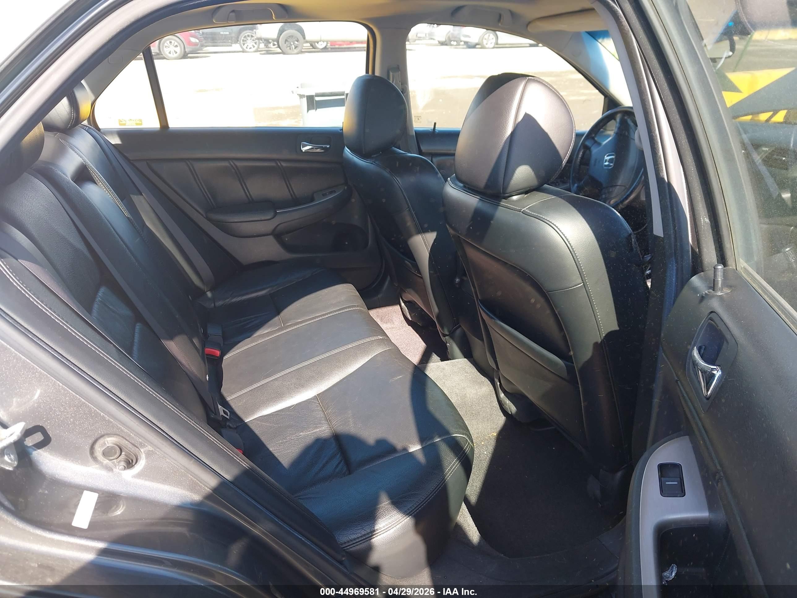 HONDA ACCORD image 8