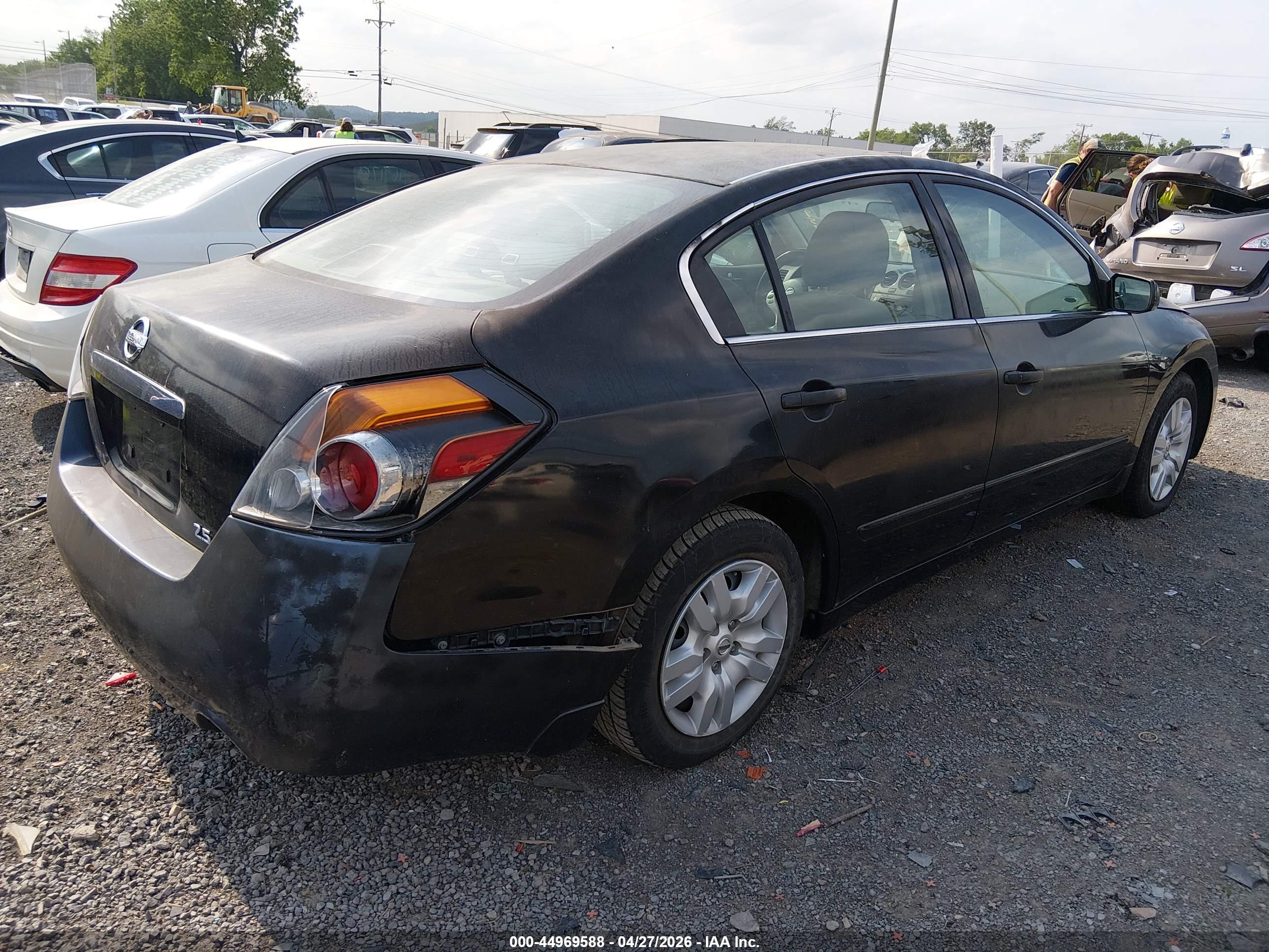 NISSAN ALTIMA image 4