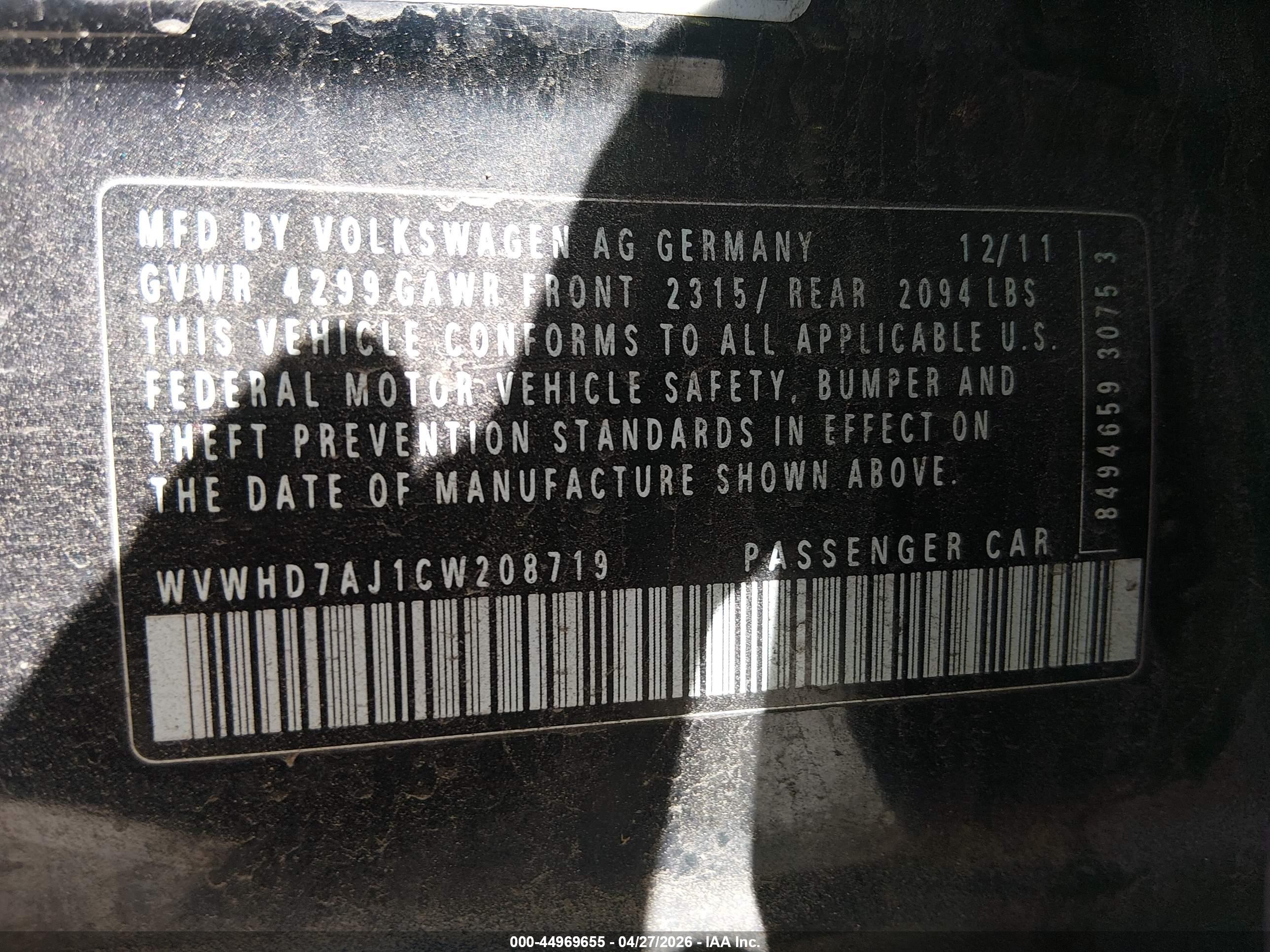 VOLKSWAGEN GTI image 9