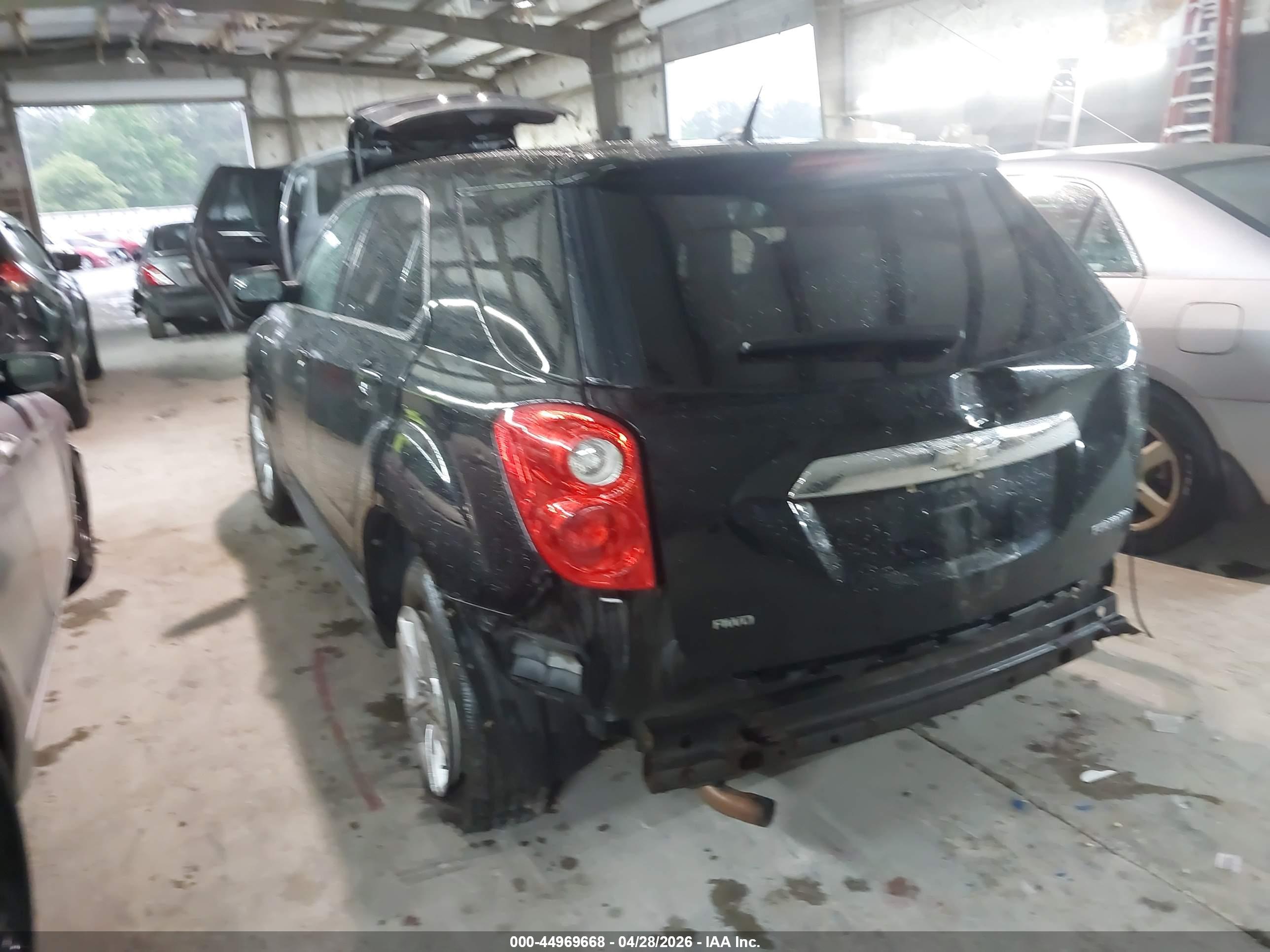 CHEVROLET EQUINOX image 3