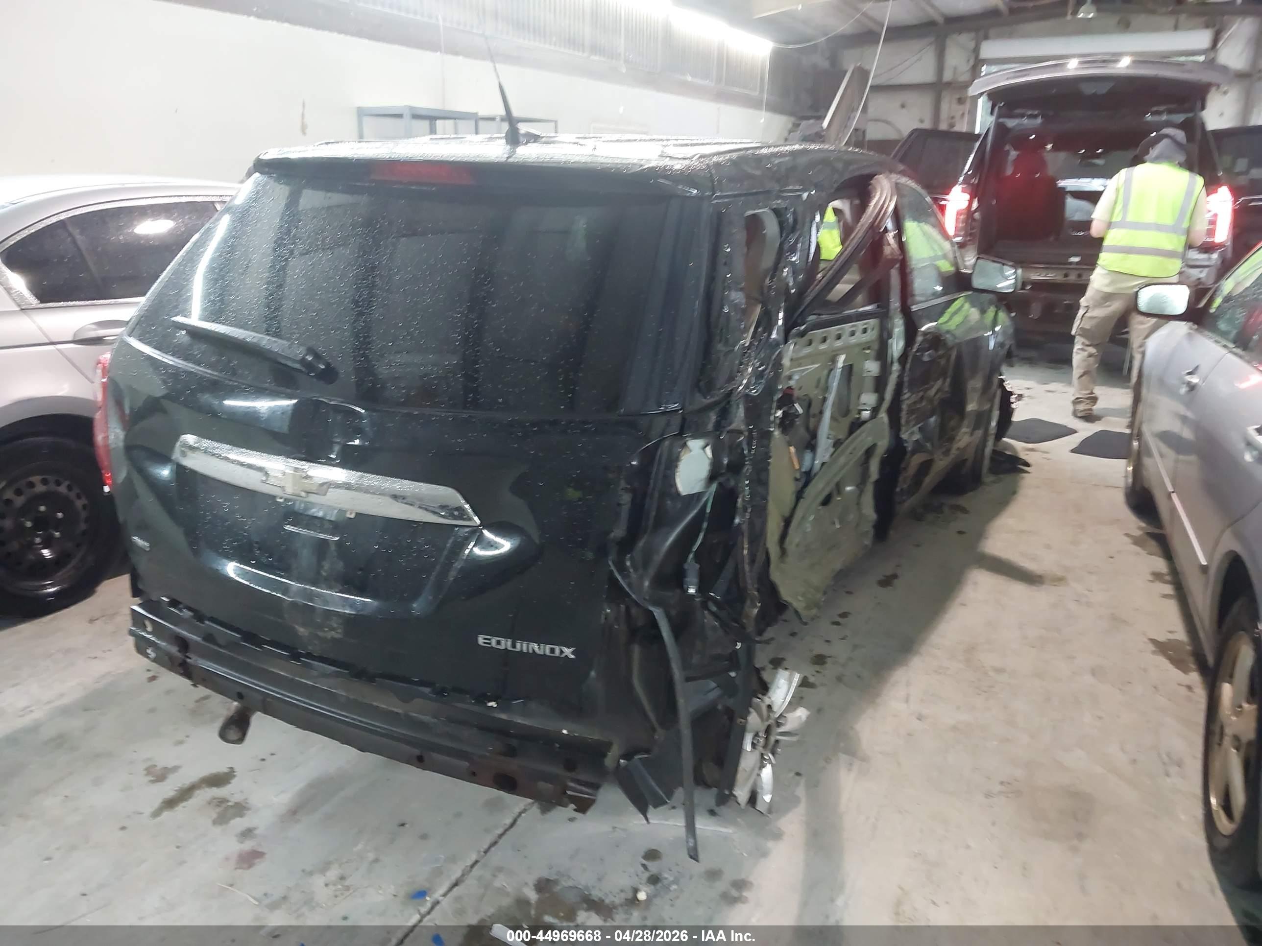 CHEVROLET EQUINOX image 4