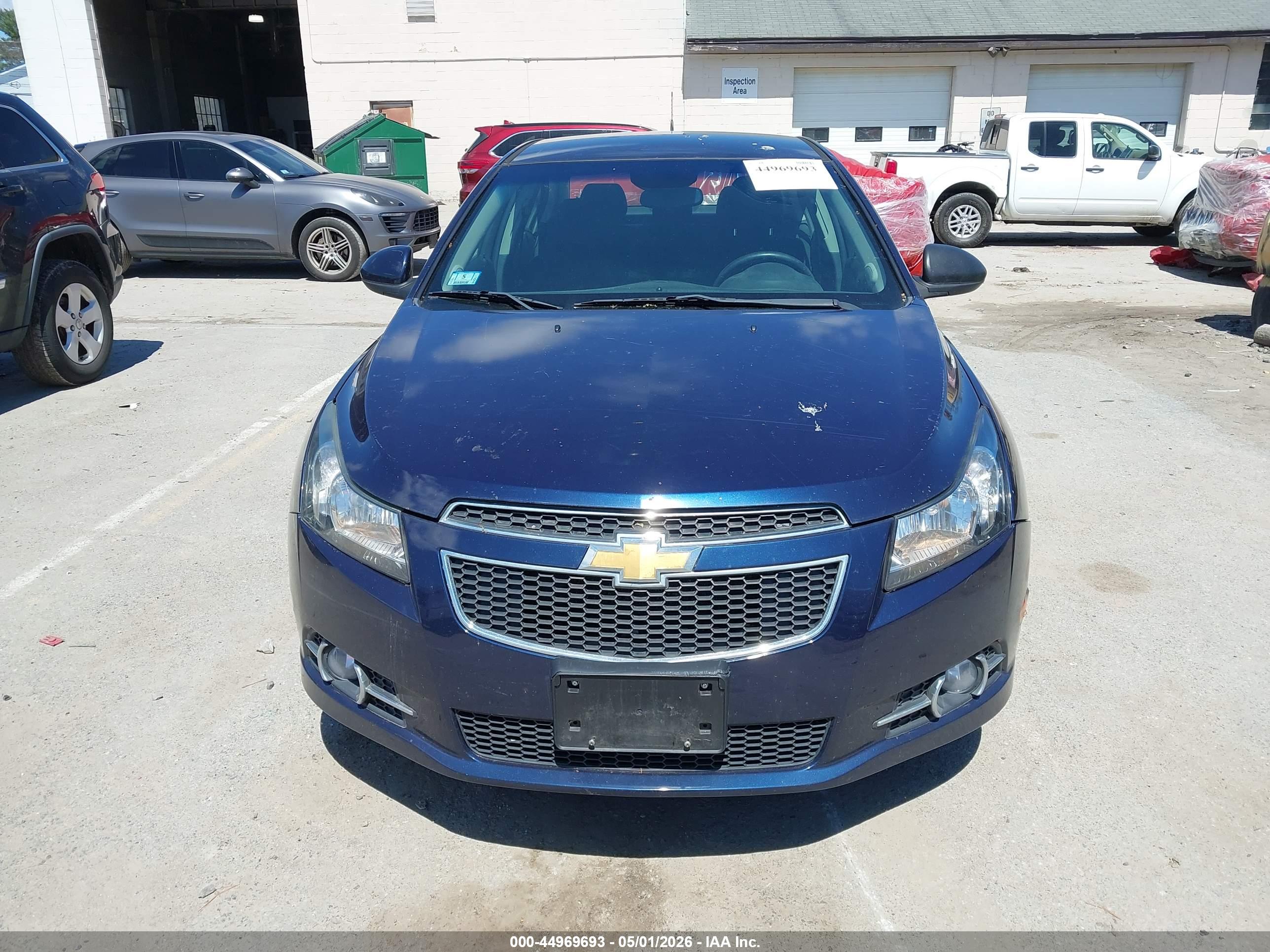 CHEVROLET CRUZE image 6