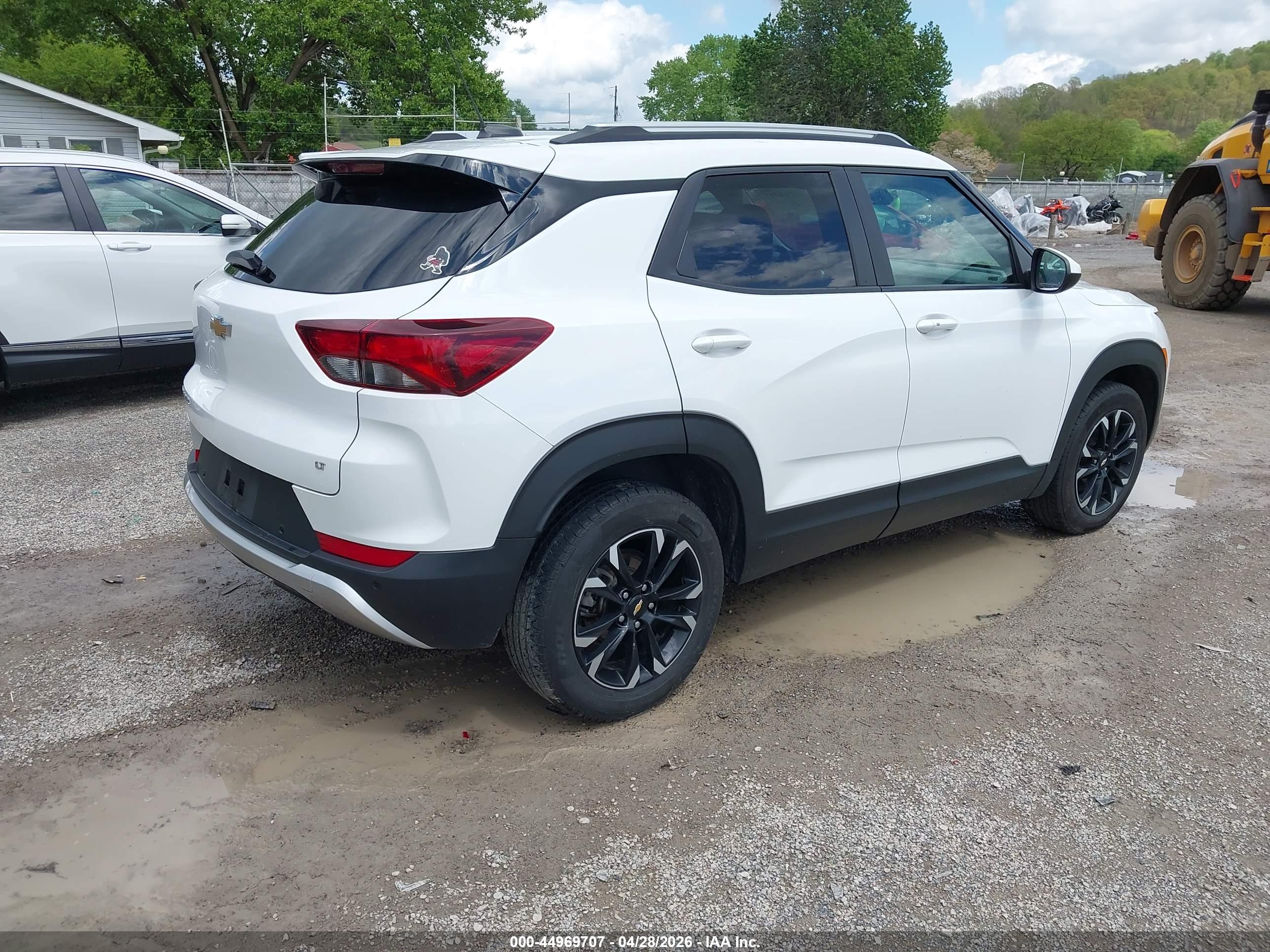 CHEVROLET TRAILBLAZER image 4