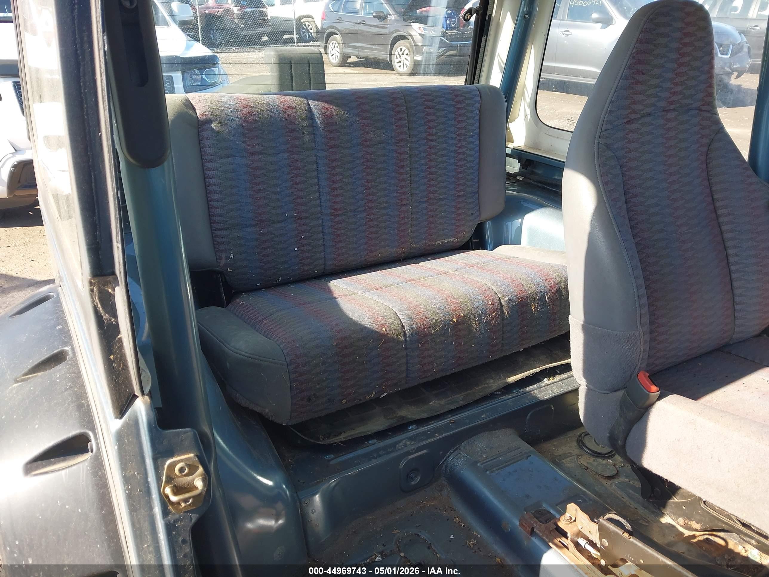JEEP WRANGLER image 8