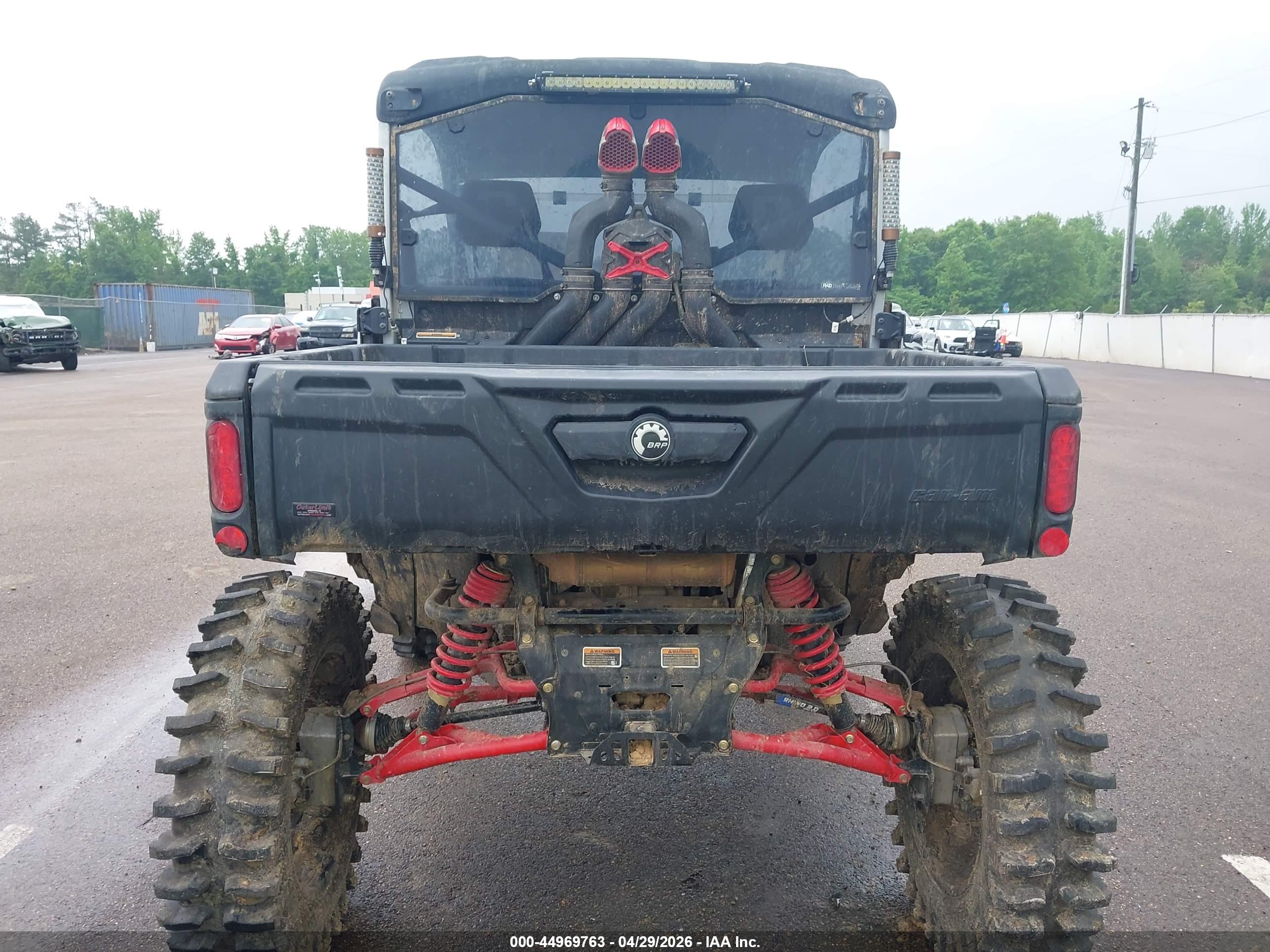 CAN-AM DEFENDER image 6
