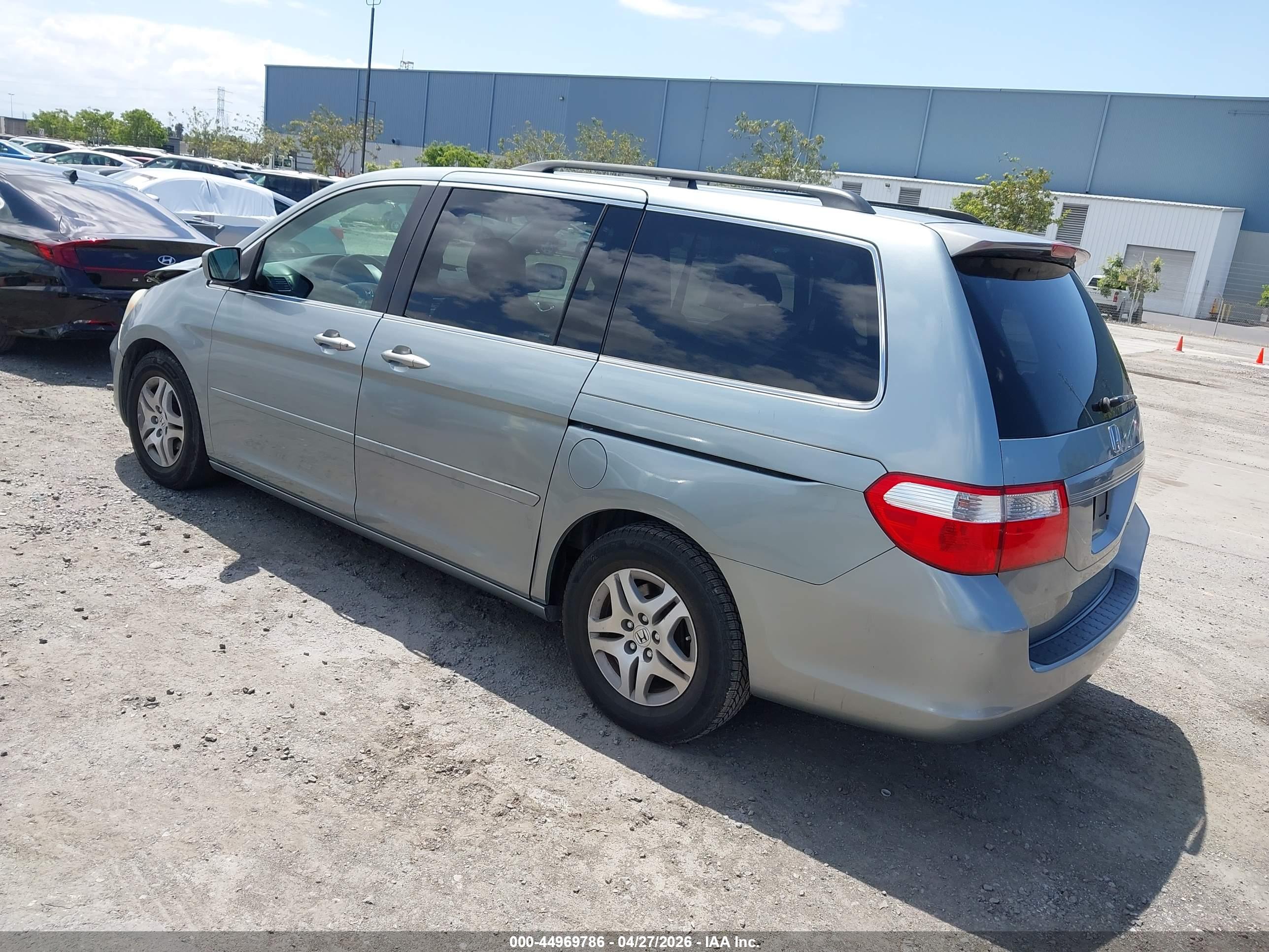 HONDA ODYSSEY image 3