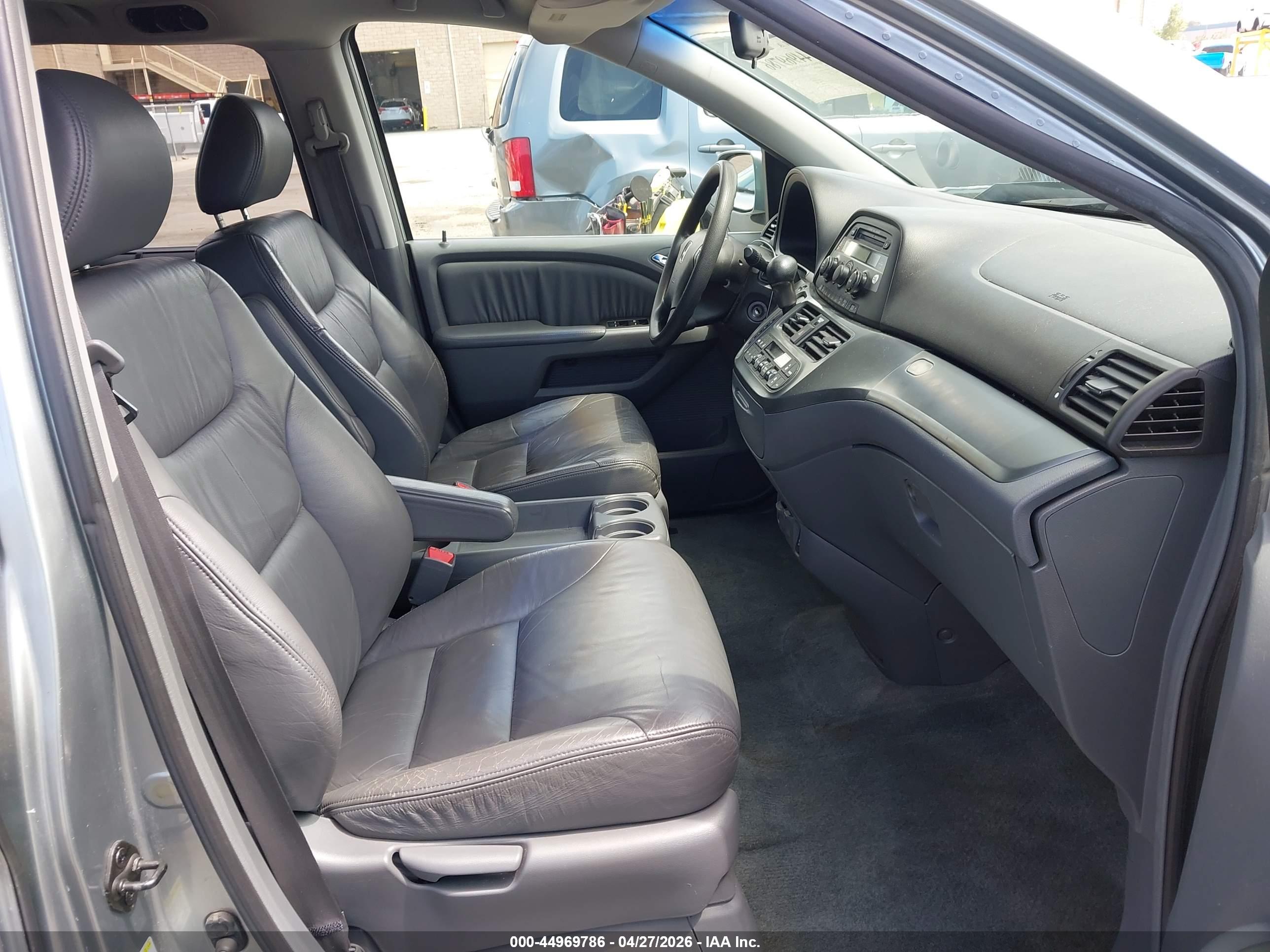 HONDA ODYSSEY image 5