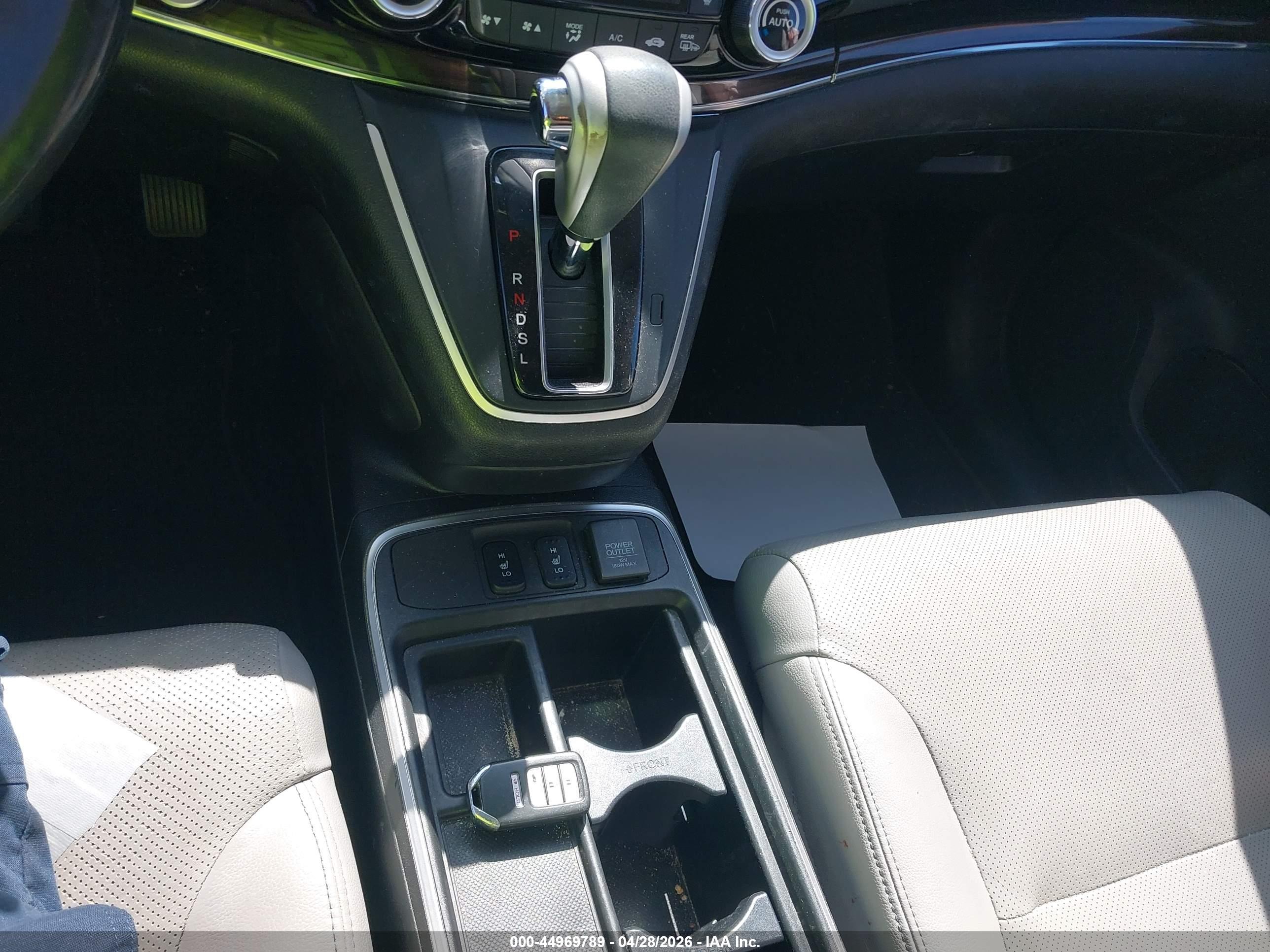 HONDA CR-V image 11