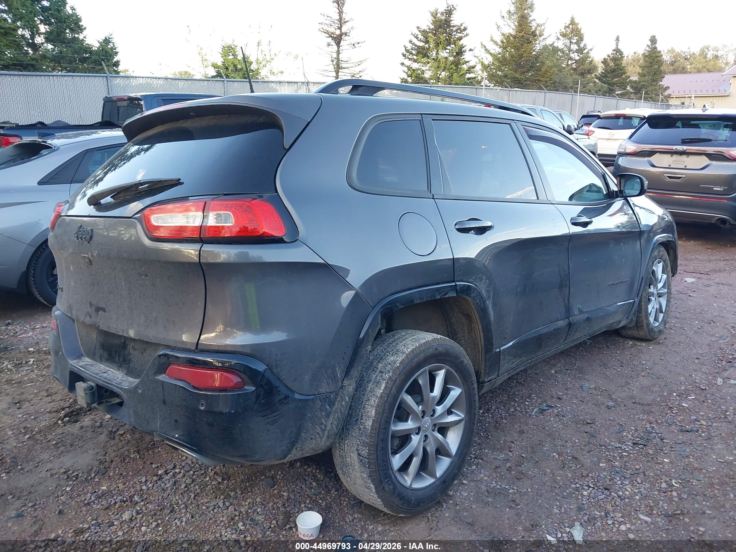 JEEP CHEROKEE image 4