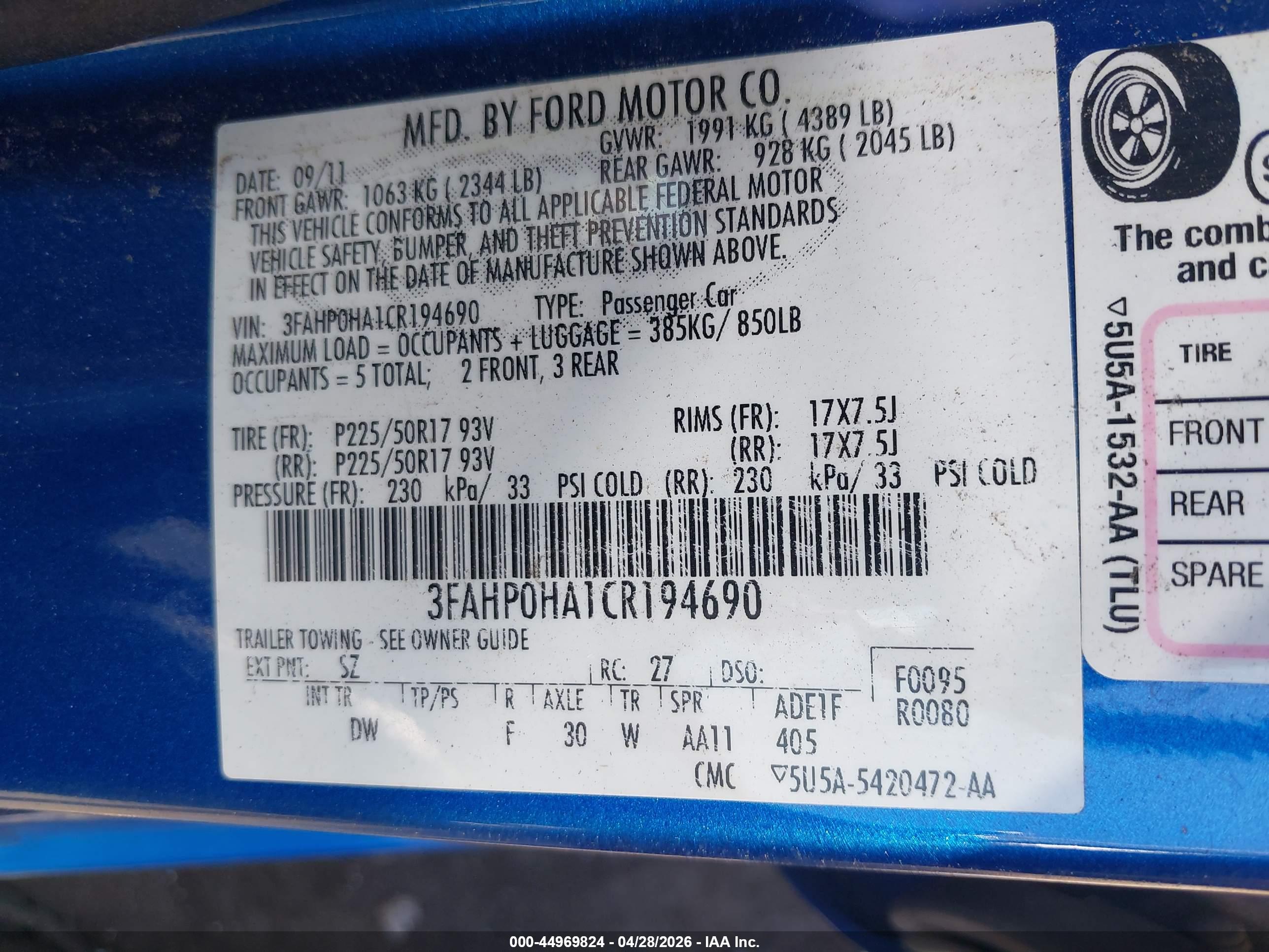 FORD FUSION image 9