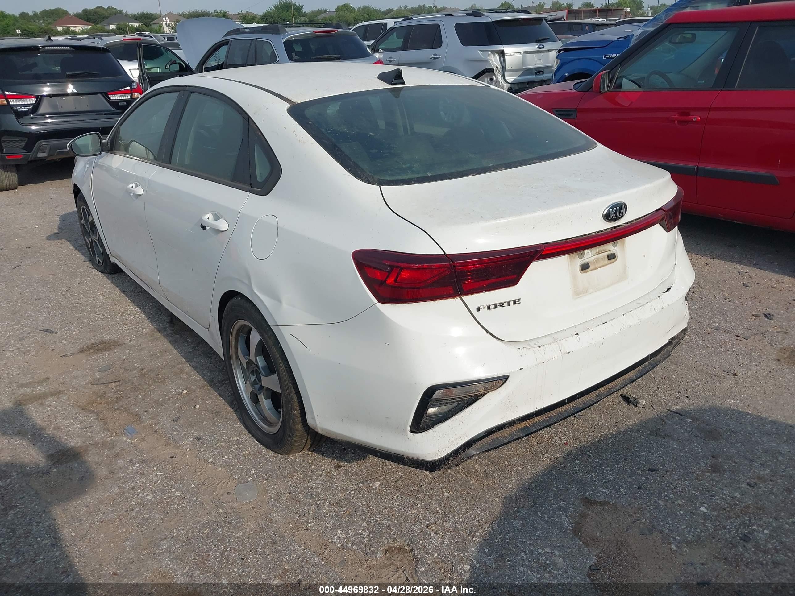 KIA FORTE image 3